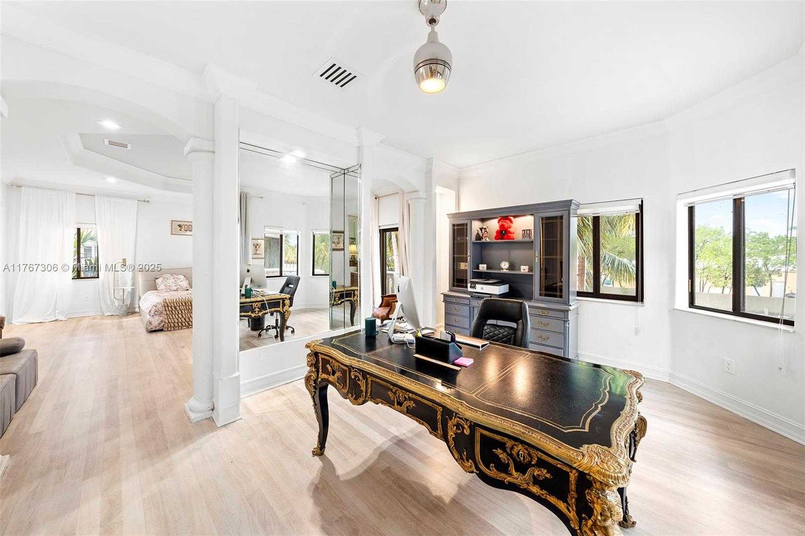 Small Image of 3400 NORTH EAST 164TH ST, North Miami Beach Number 35
