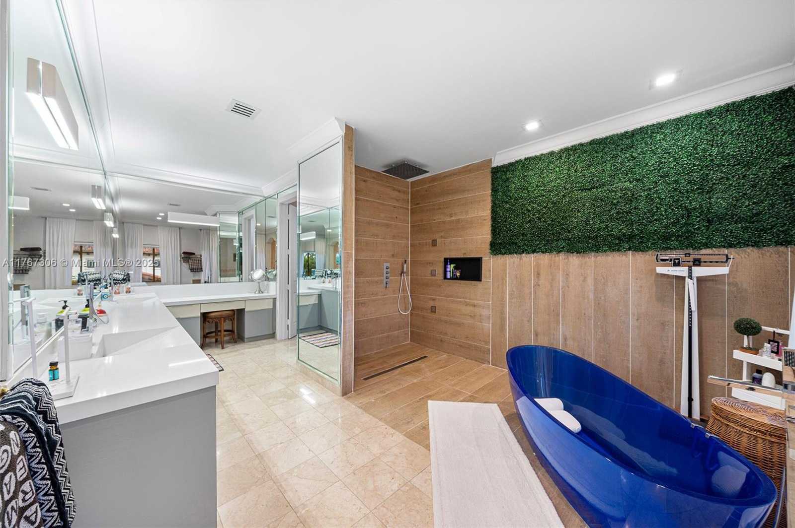 Small Image of 3400 NORTH EAST 164TH ST, North Miami Beach Number 44