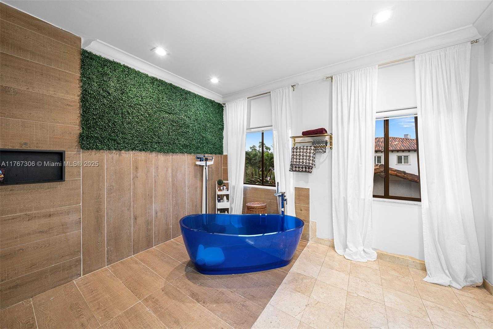 Small Image of 3400 NORTH EAST 164TH ST, North Miami Beach Number 45