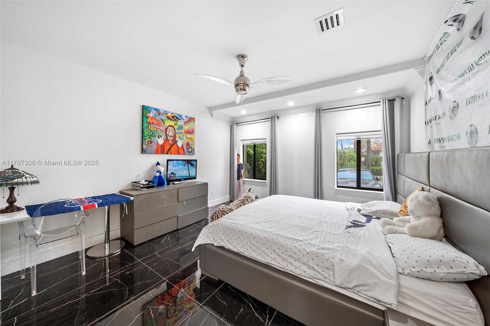 Small Image of 3400 NORTH EAST 164TH ST, North Miami Beach Number 51