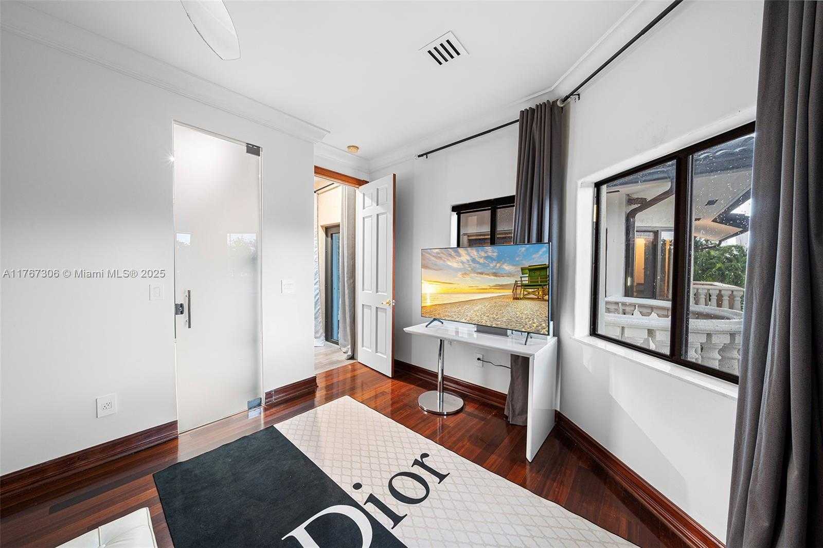 Small Image of 3400 NORTH EAST 164TH ST, North Miami Beach Number 60
