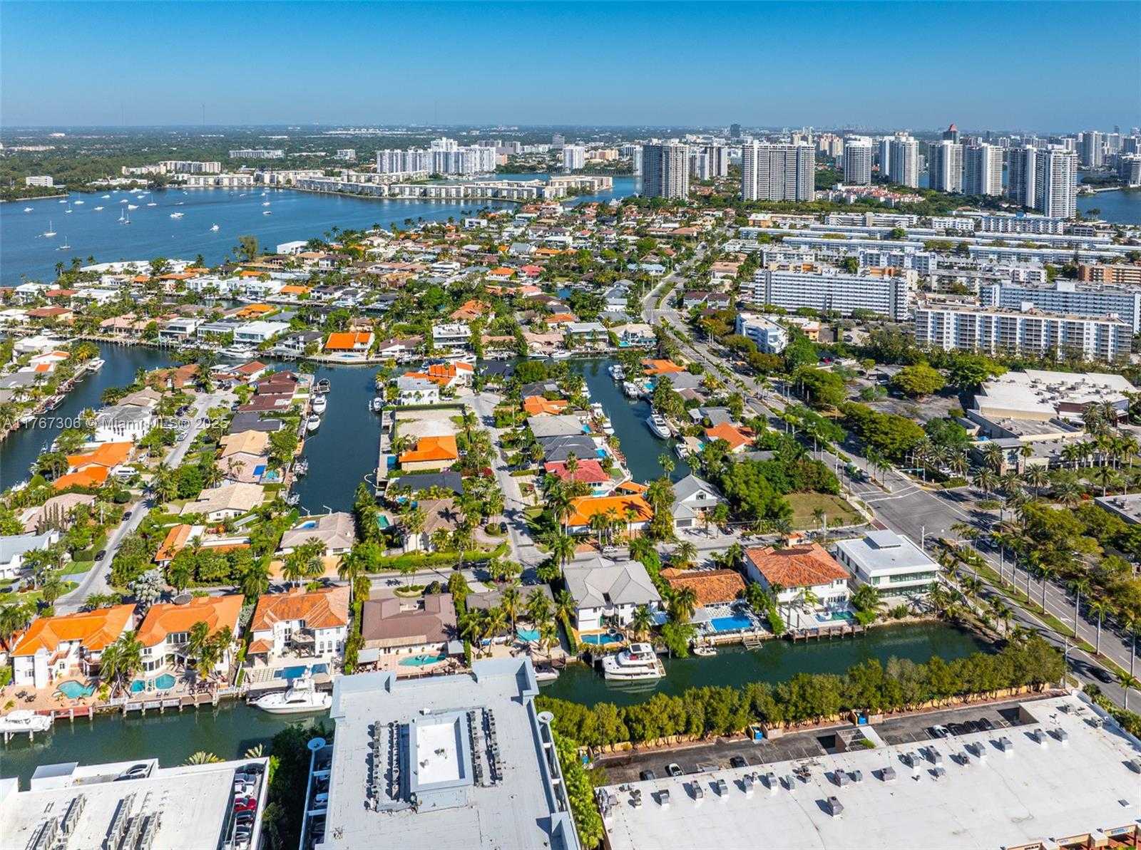 Small Image of 3400 NORTH EAST 164TH ST, North Miami Beach Number 73