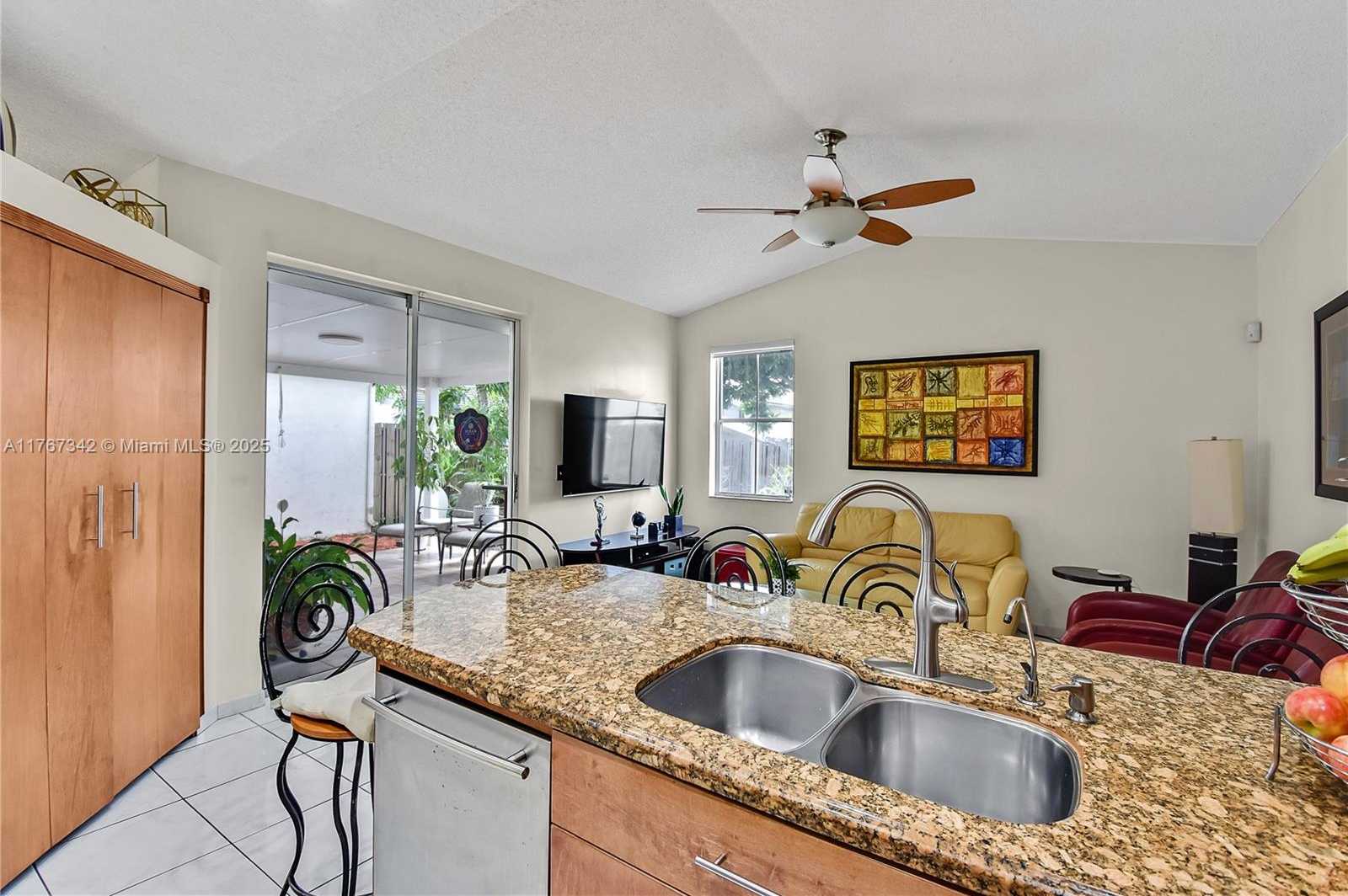 Small Image of 2090 NORTH WEST 188TH AVE, Pembroke Pines Number 11