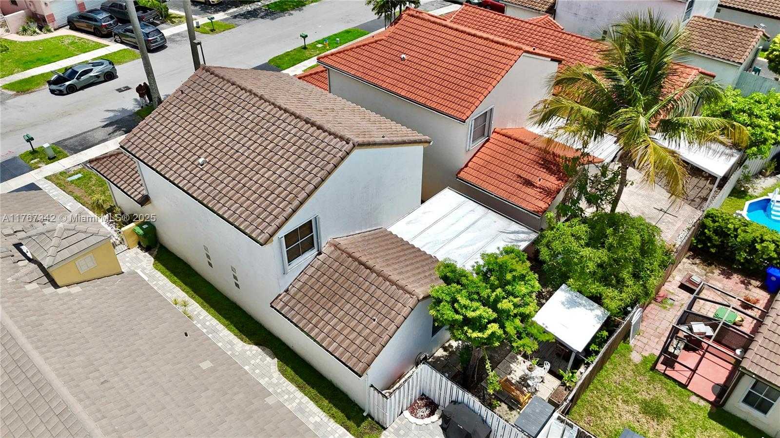 Small Image of 2090 NORTH WEST 188TH AVE, Pembroke Pines Number 23
