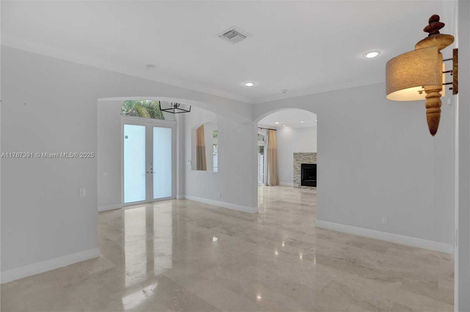 Small Image of 821 SOUTH EAST 2ND CT, Fort Lauderdale Number 16