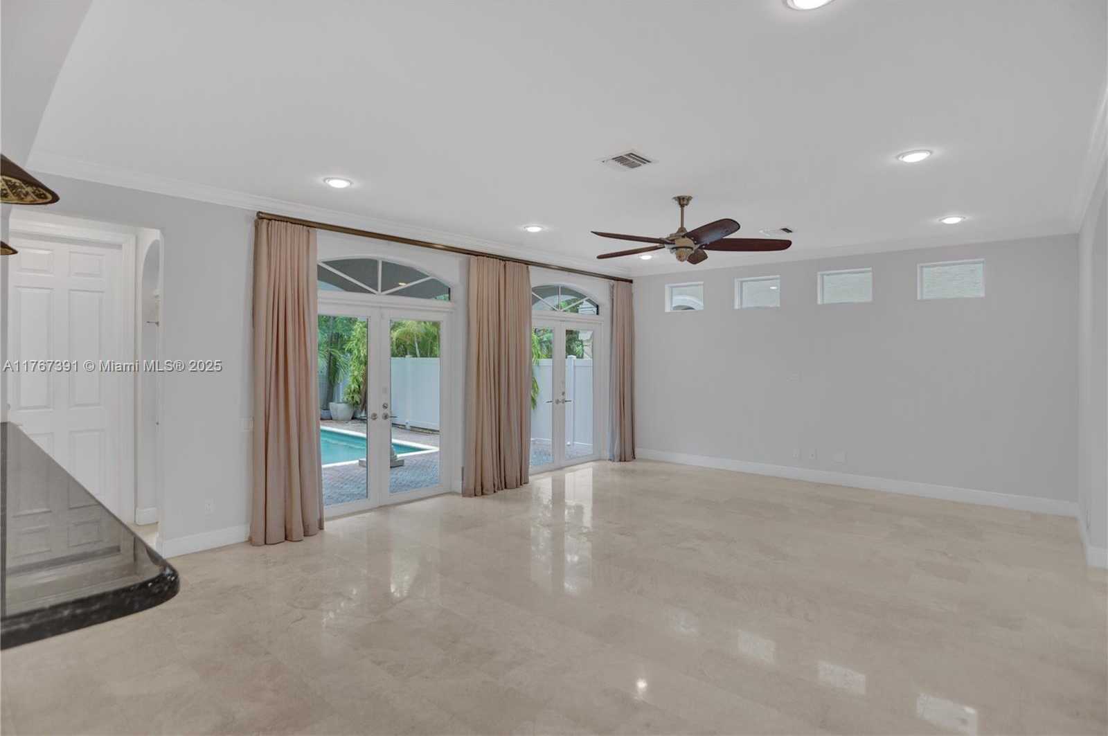 Small Image of 821 SOUTH EAST 2ND CT, Fort Lauderdale Number 20