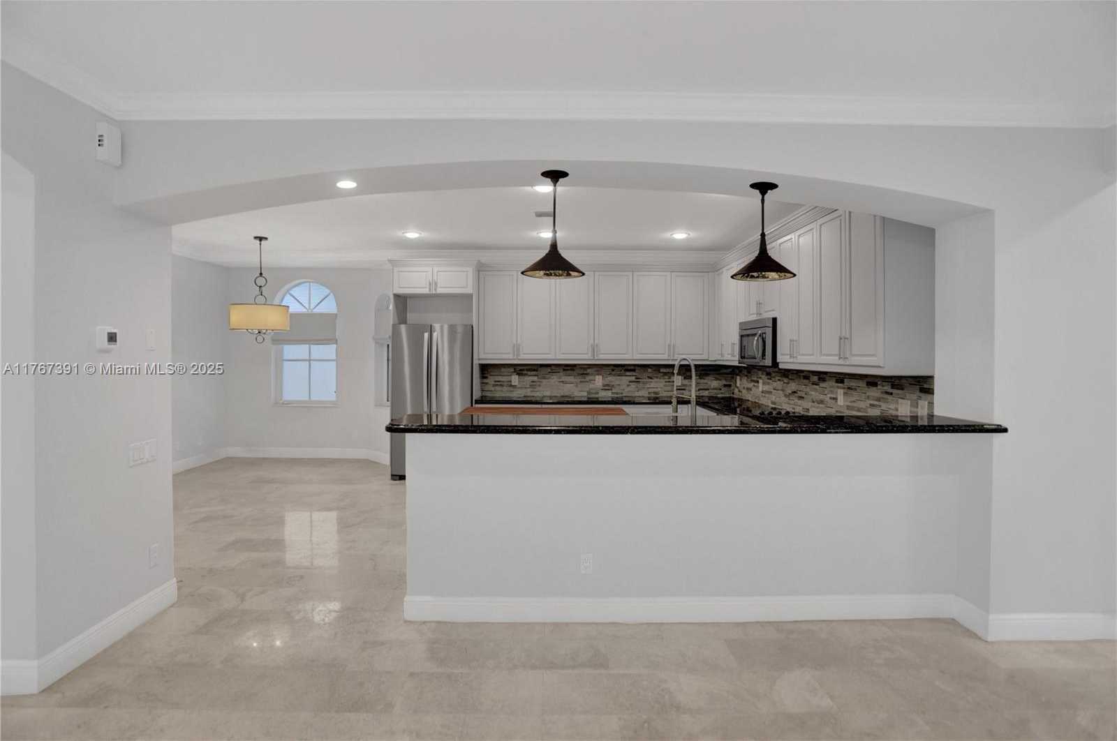 Small Image of 821 SOUTH EAST 2ND CT, Fort Lauderdale Number 30