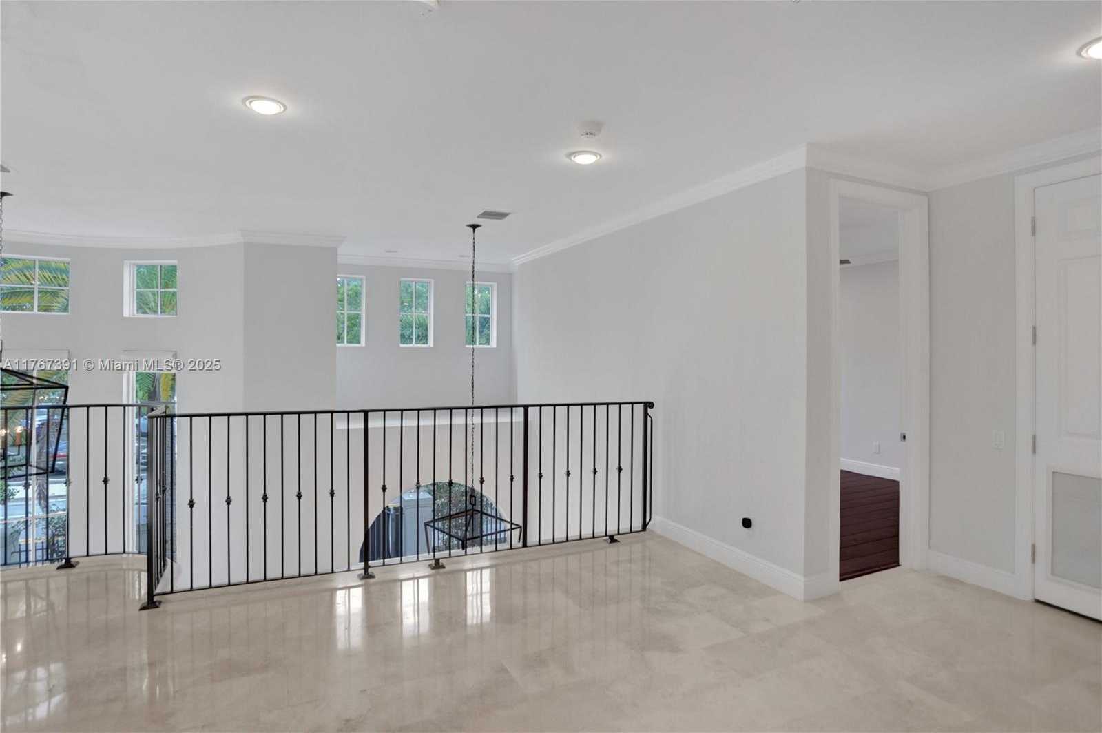 Small Image of 821 SOUTH EAST 2ND CT, Fort Lauderdale Number 42