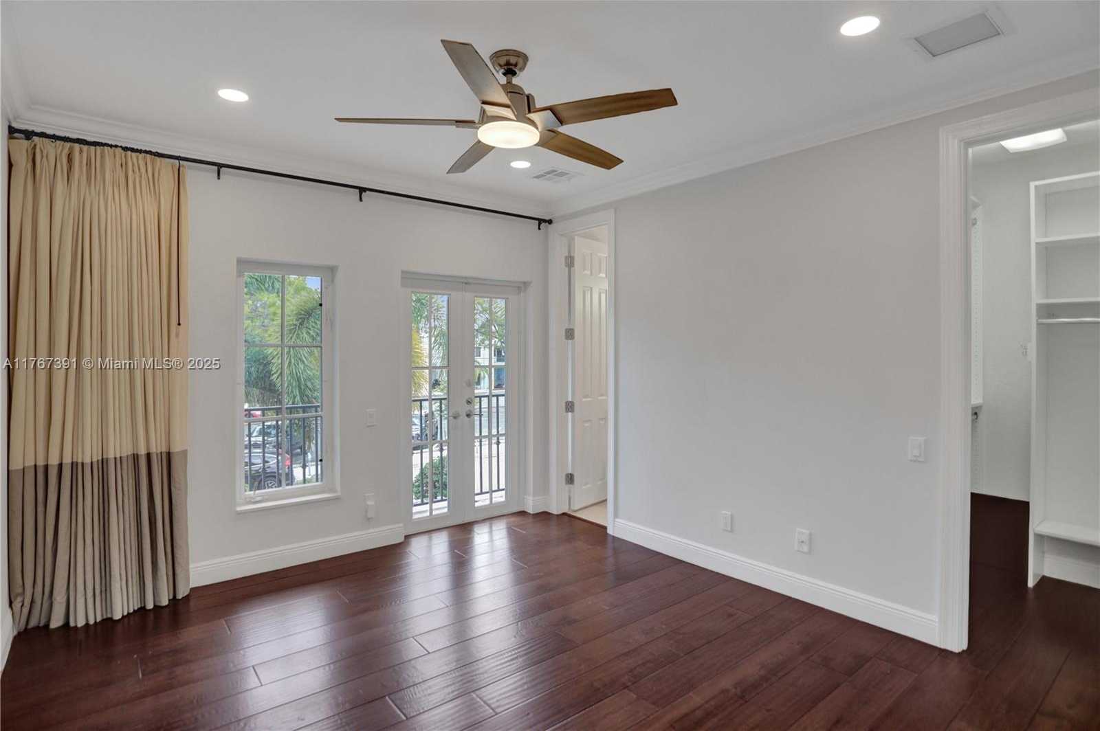 Small Image of 821 SOUTH EAST 2ND CT, Fort Lauderdale Number 46
