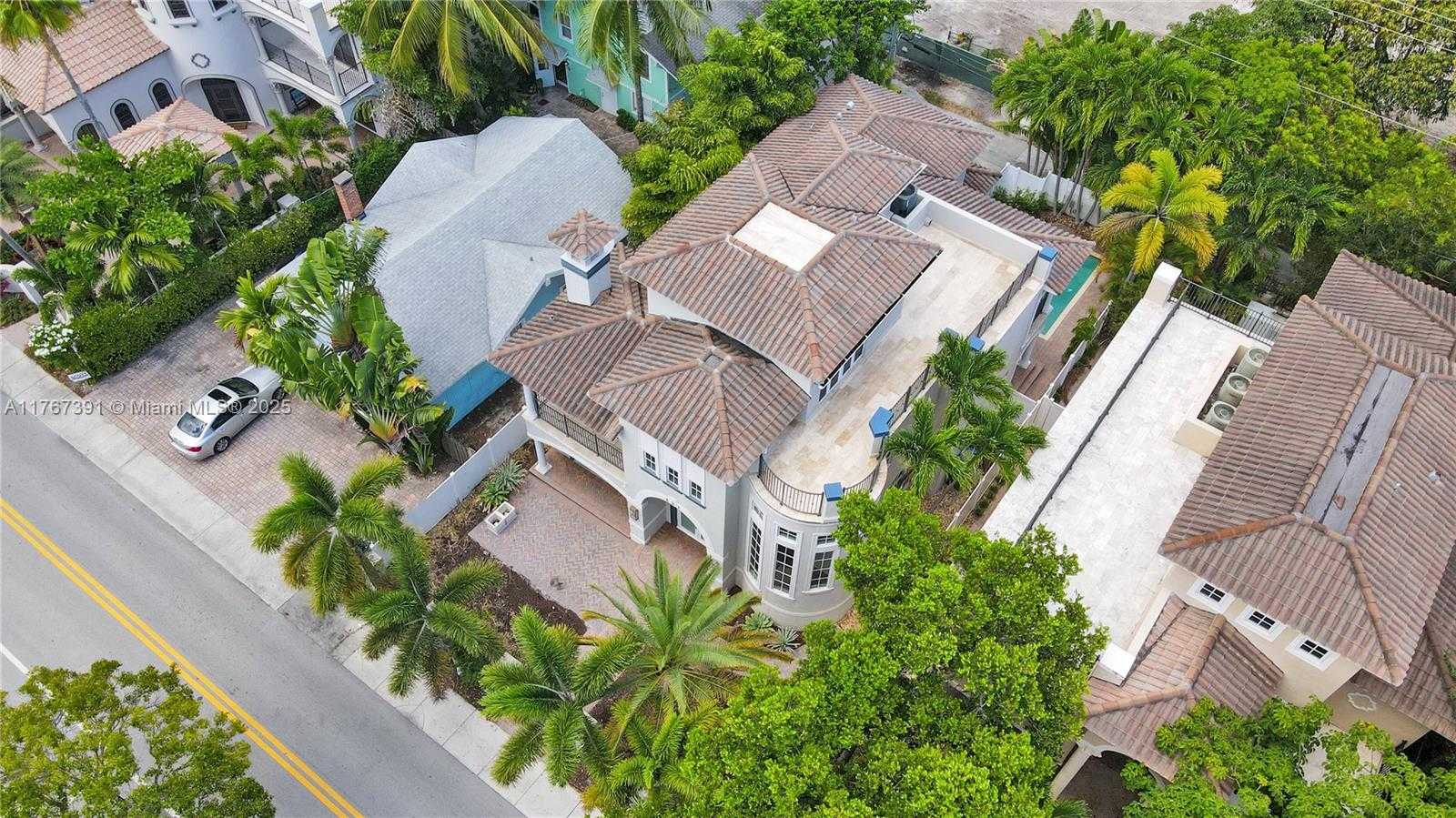 Small Image of 821 SOUTH EAST 2ND CT, Fort Lauderdale Number 80