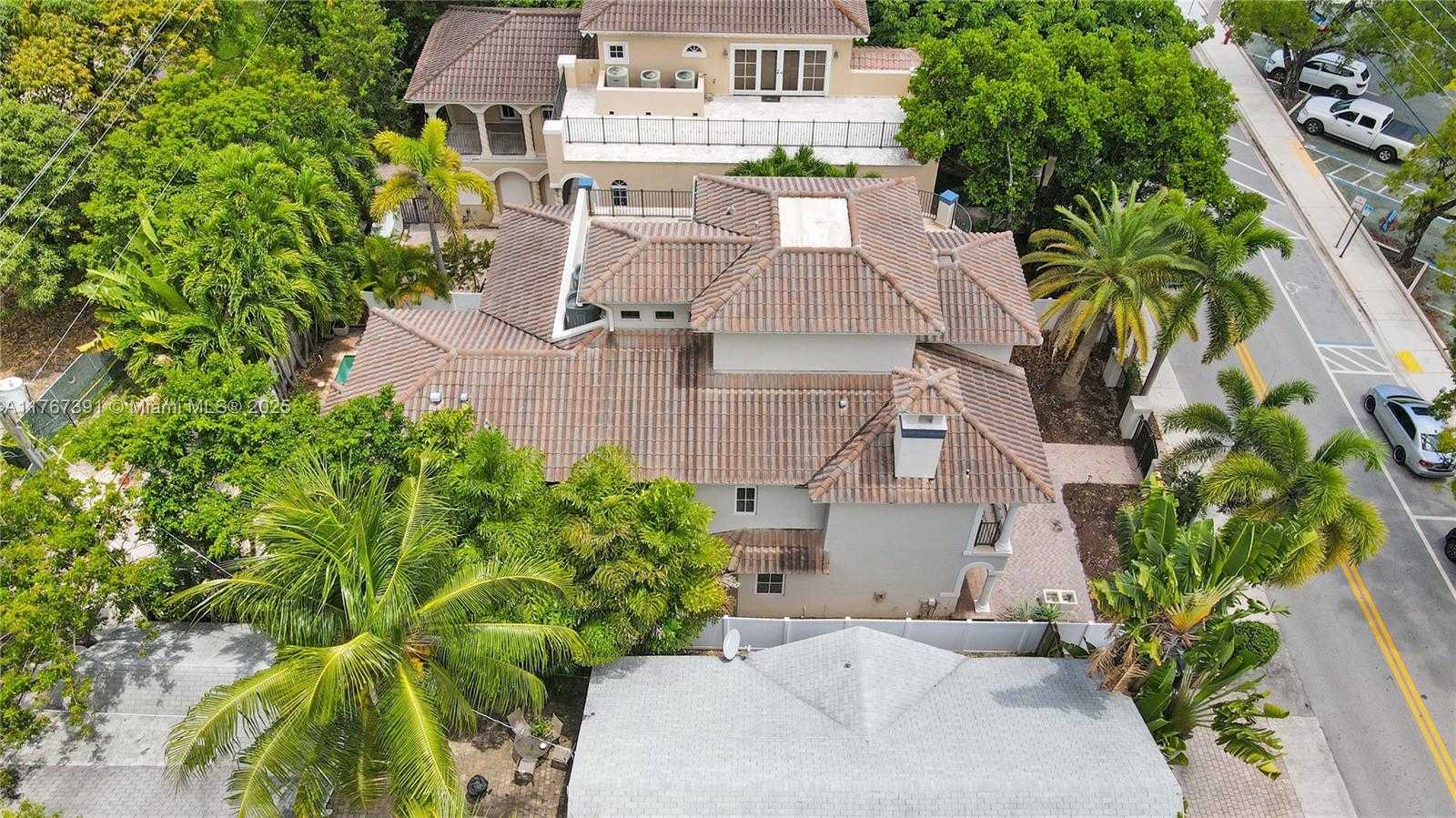 Small Image of 821 SOUTH EAST 2ND CT, Fort Lauderdale Number 83