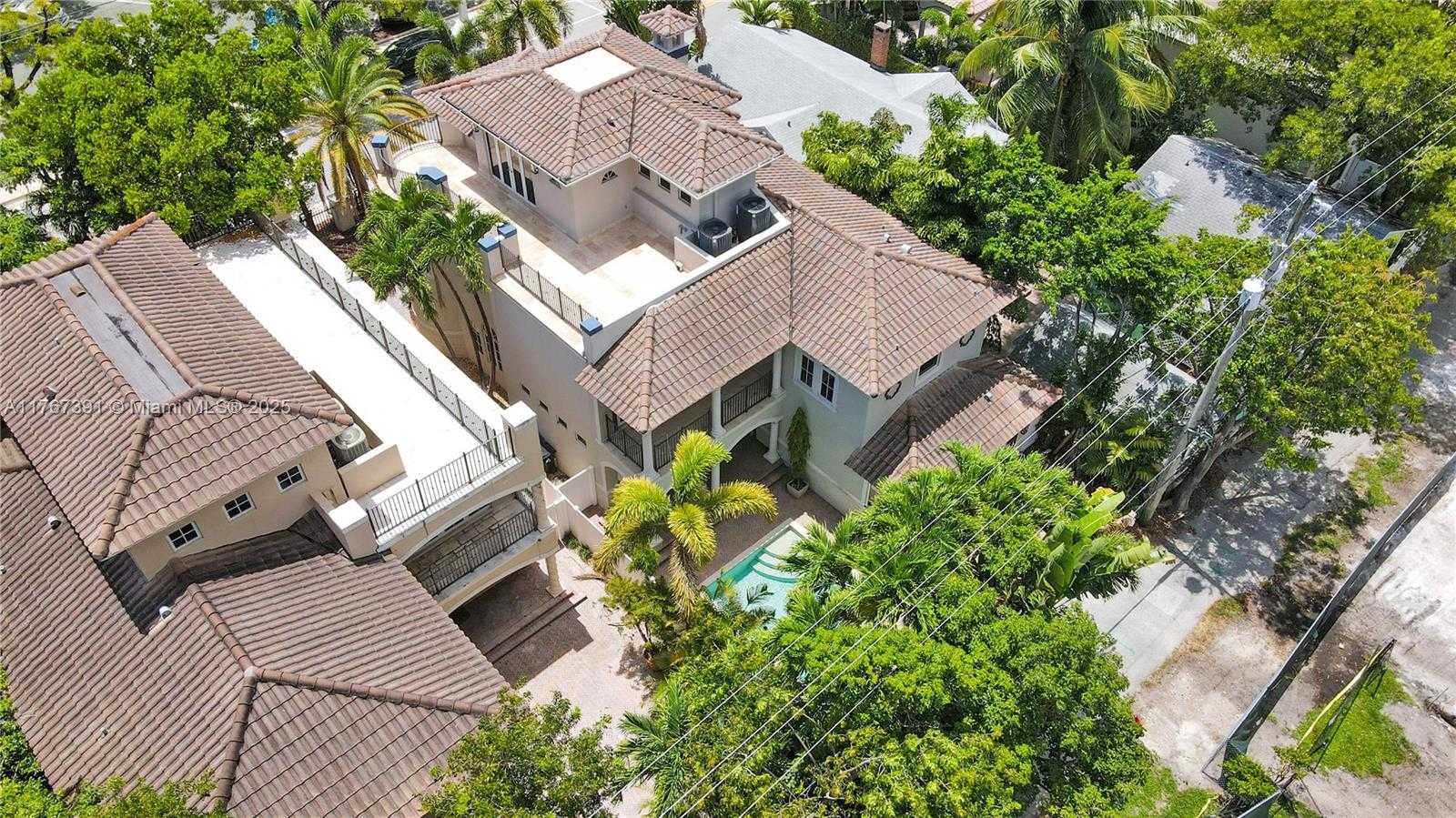 Small Image of 821 SOUTH EAST 2ND CT, Fort Lauderdale Number 86