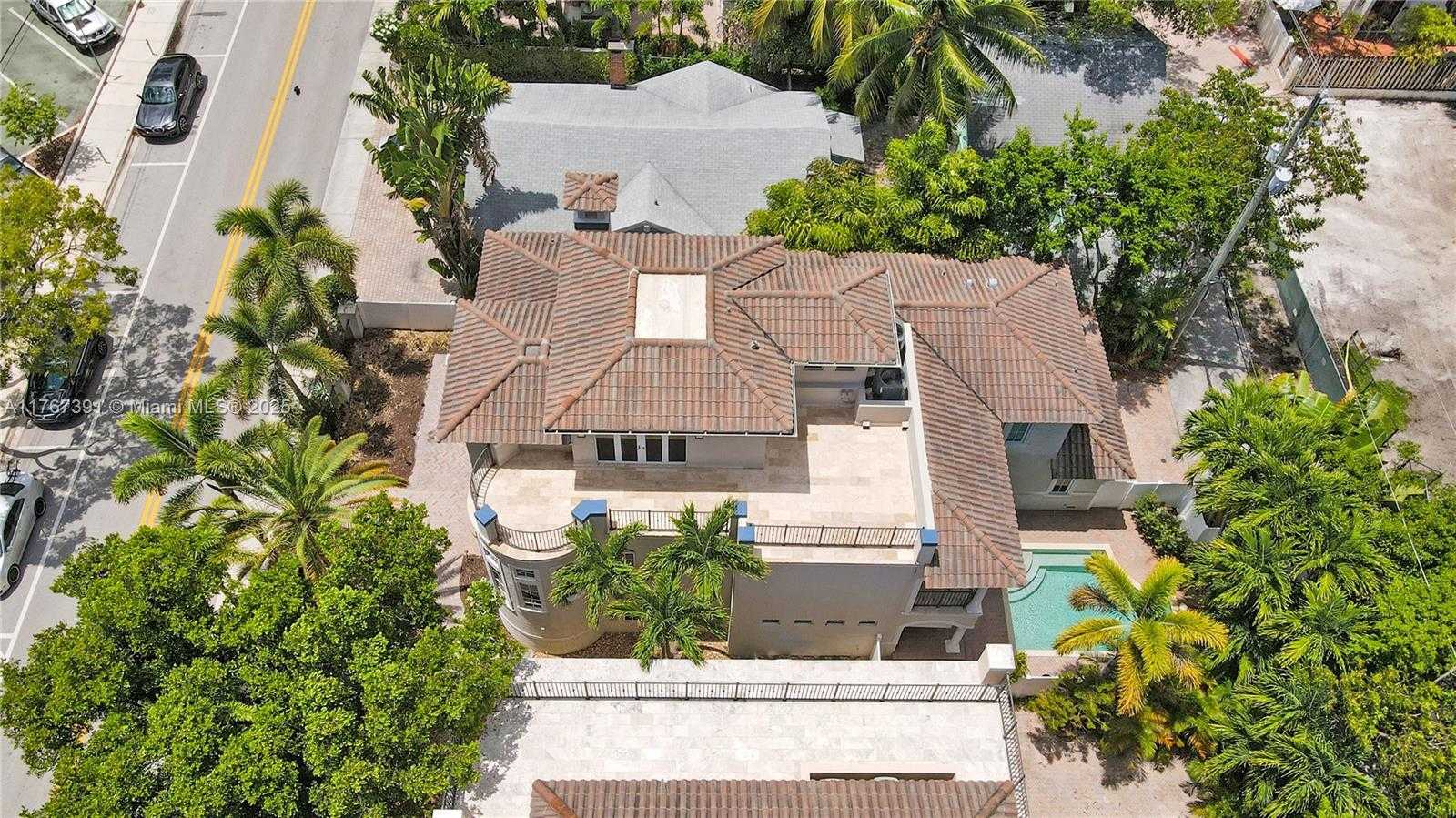 Small Image of 821 SOUTH EAST 2ND CT, Fort Lauderdale Number 87