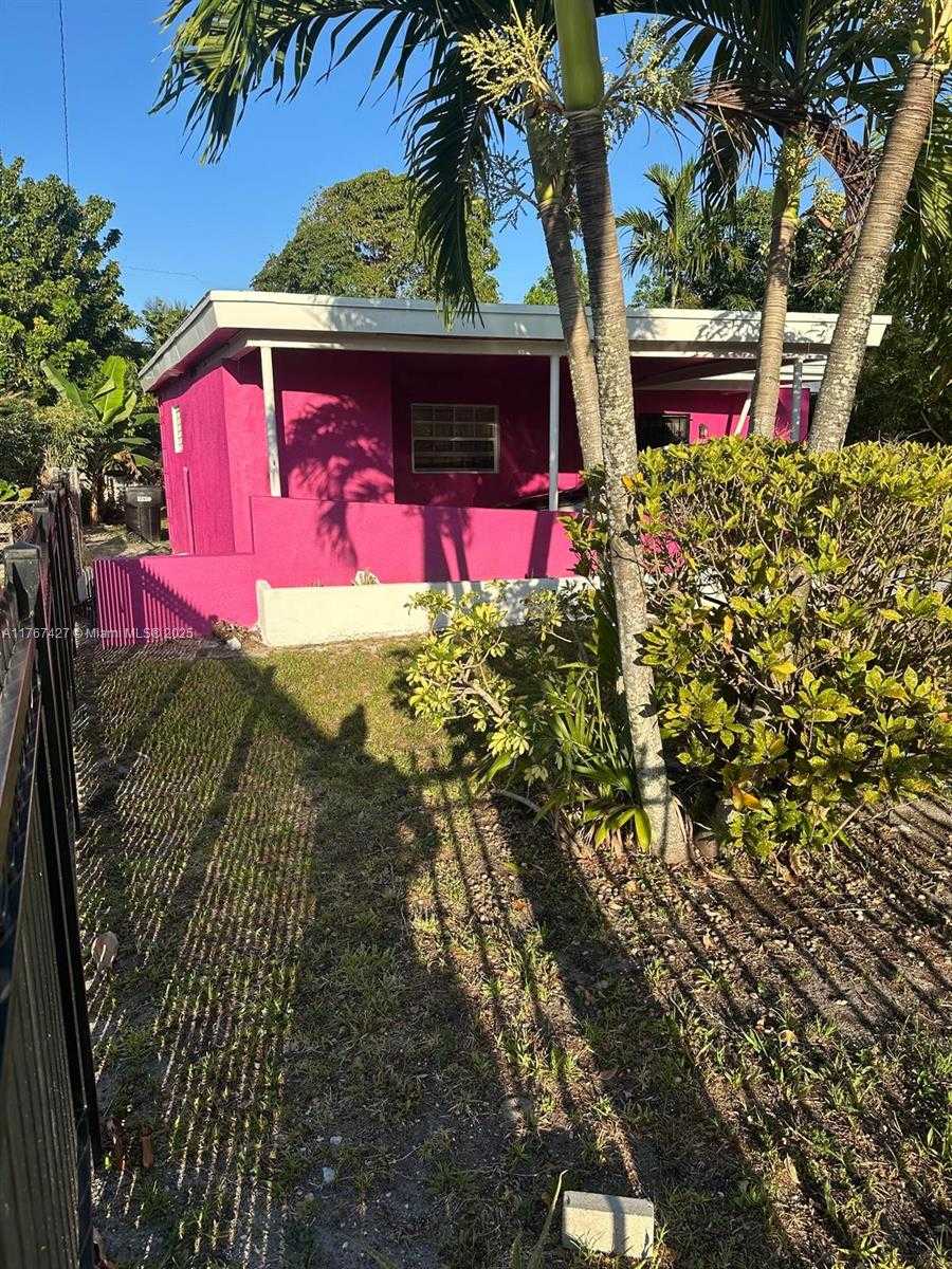 Small Image of 15775 NORTH EAST 13TH AVE, North Miami Beach Number 22
