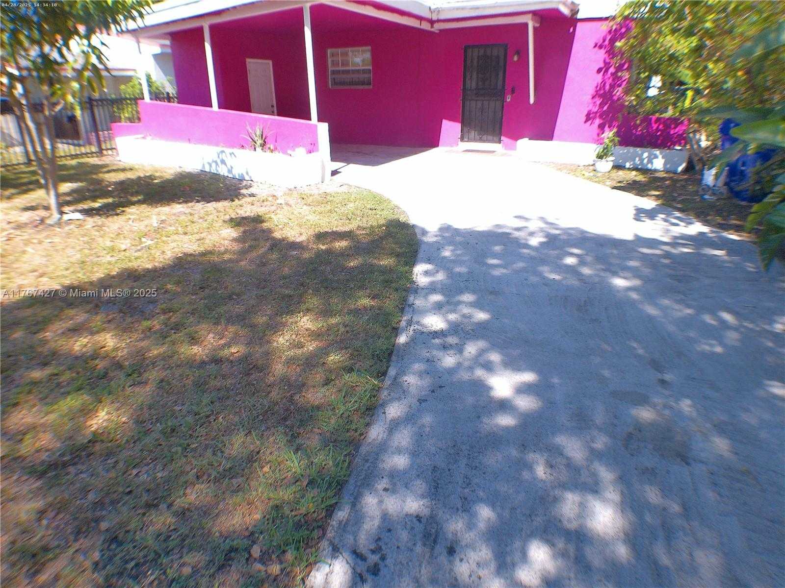 Small Image of 15775 NORTH EAST 13TH AVE, North Miami Beach Number 3