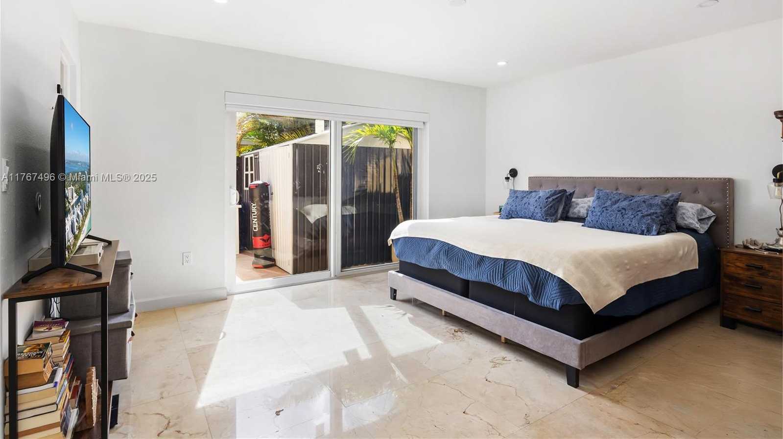 Small Image of 5717 NORTH WEST 102ND PL, Doral Number 13