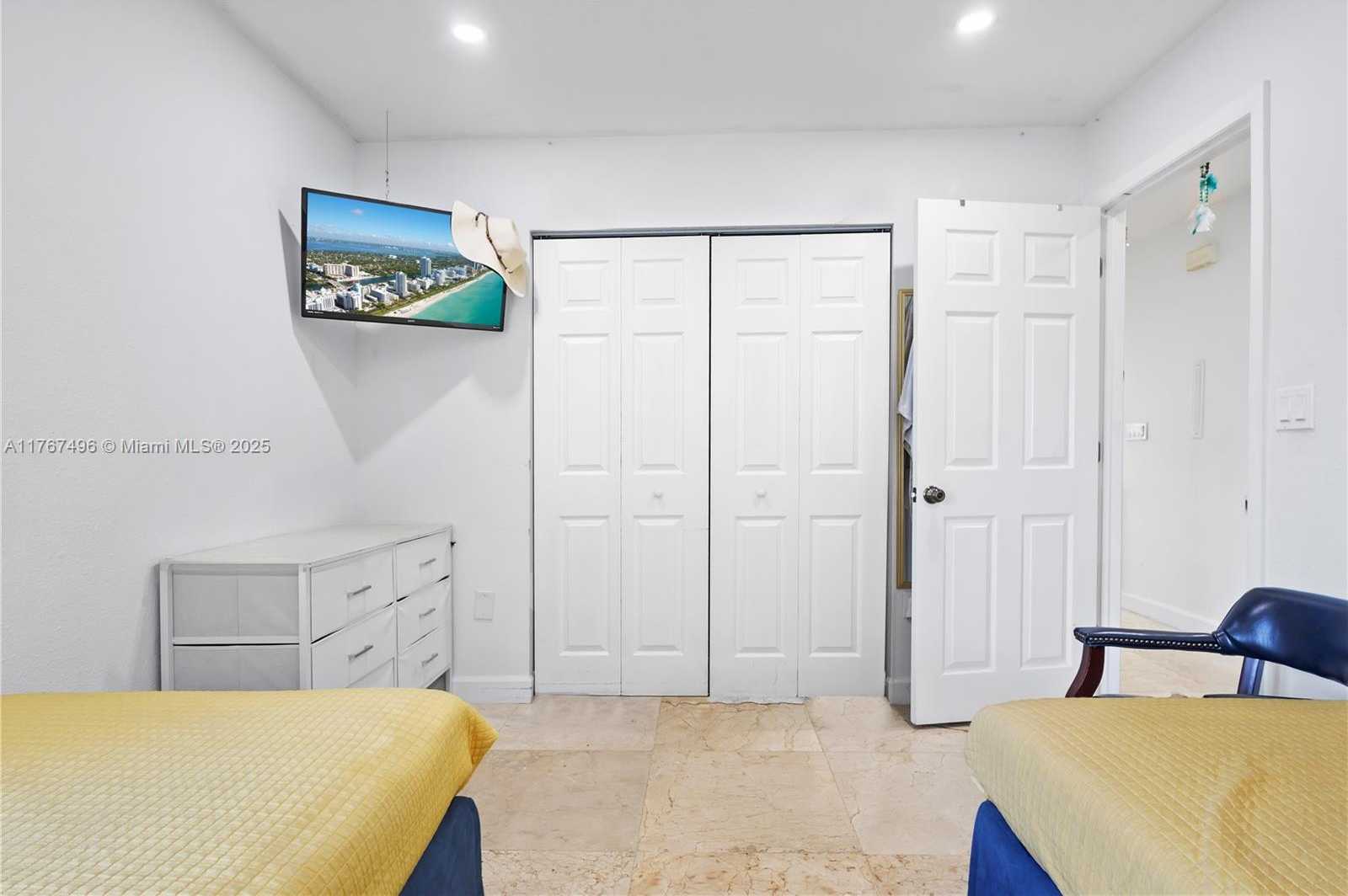 Small Image of 5717 NORTH WEST 102ND PL, Doral Number 21