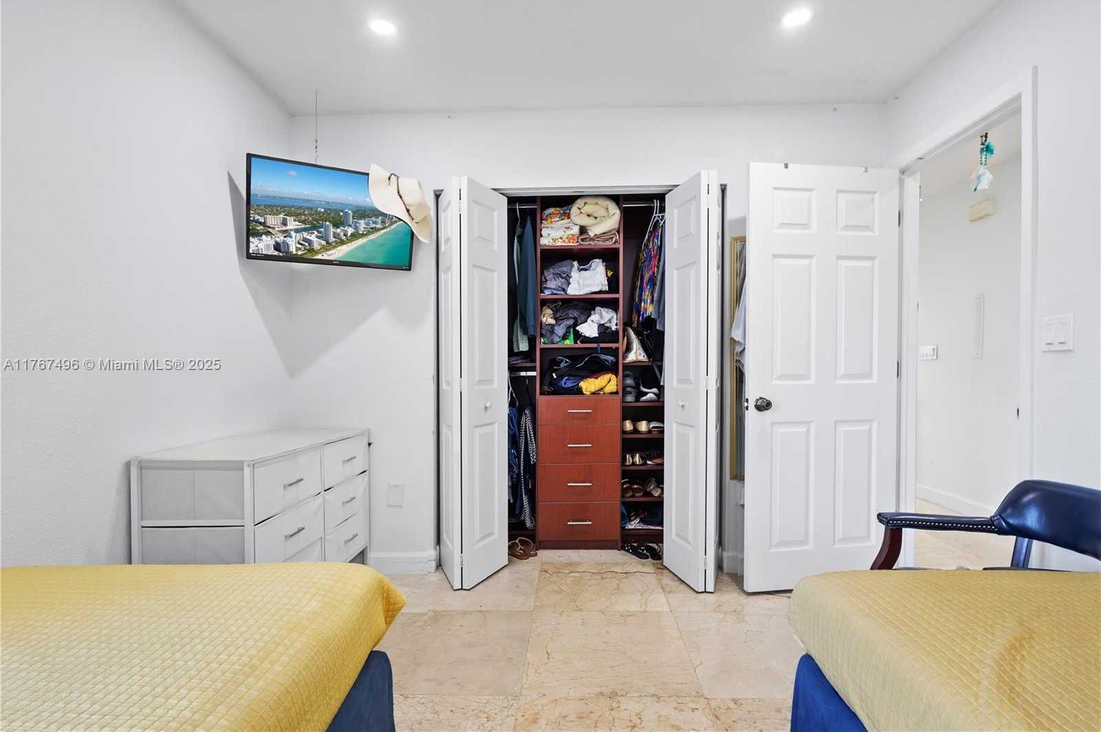 Small Image of 5717 NORTH WEST 102ND PL, Doral Number 22