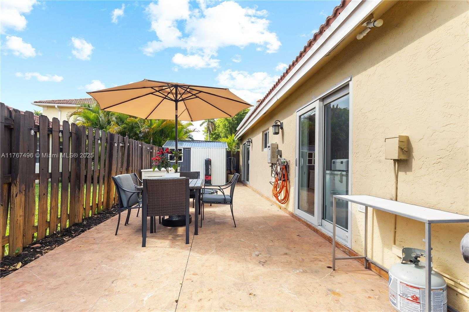 Small Image of 5717 NORTH WEST 102ND PL, Doral Number 27