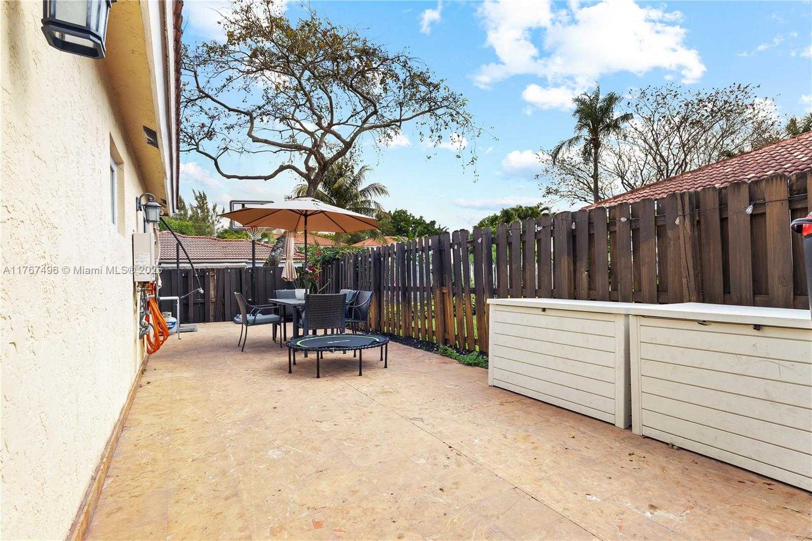 Small Image of 5717 NORTH WEST 102ND PL, Doral Number 29