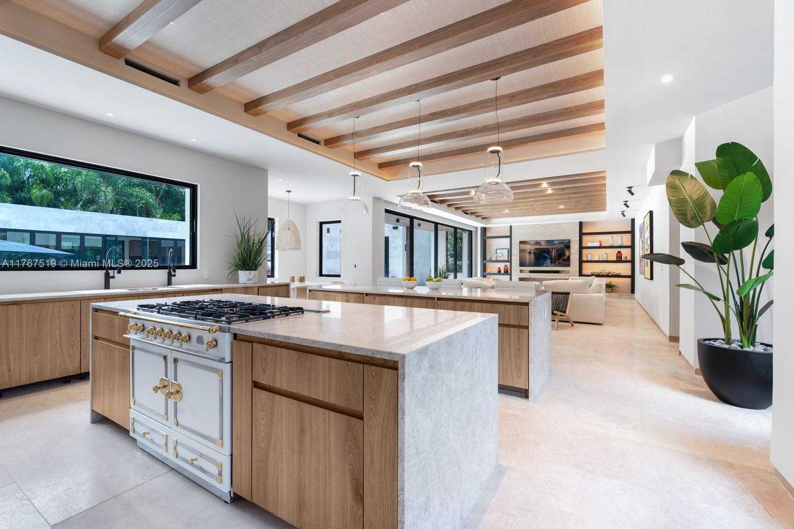 Small Image of 10061 SOUTH WEST 60TH CT, Pinecrest Number 10