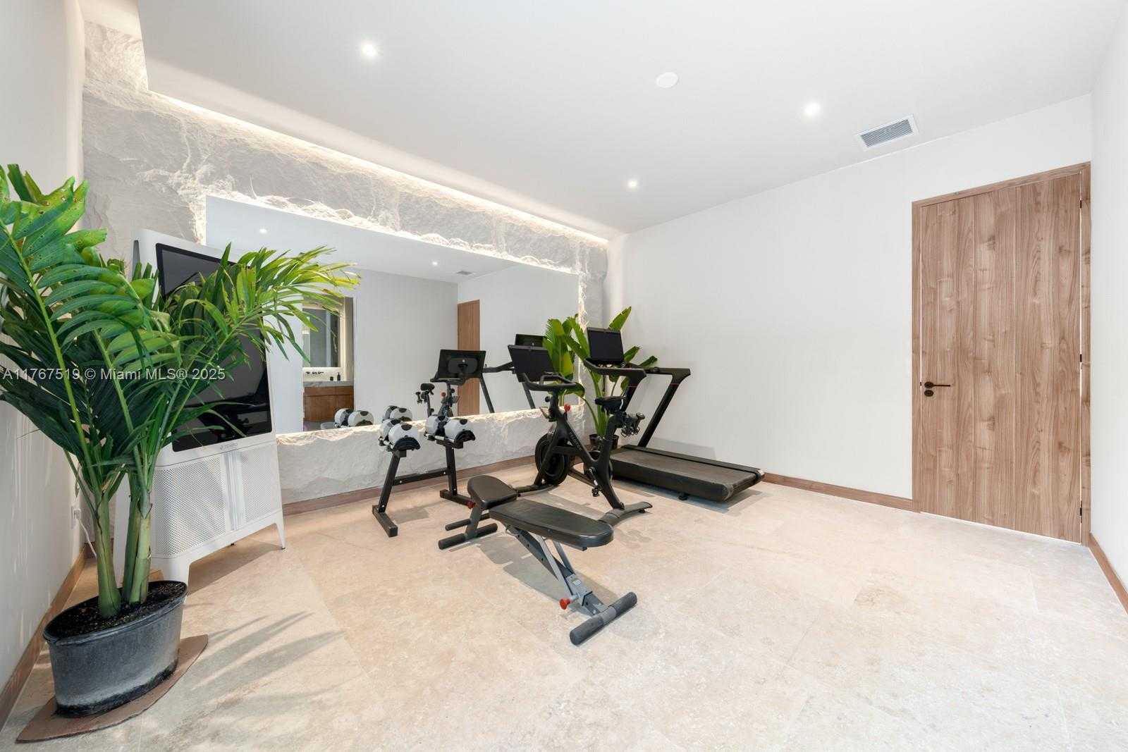 Small Image of 10061 SOUTH WEST 60TH CT, Pinecrest Number 13