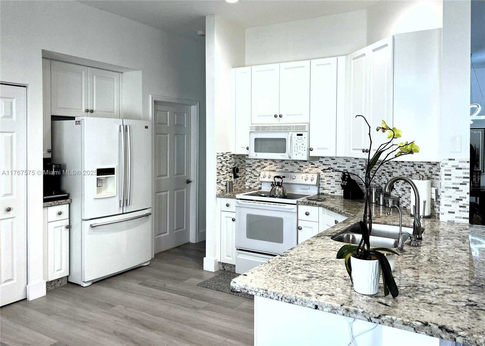 Small Image of 1107 FAIRFIELD MEADOWS DR, Weston Number 11
