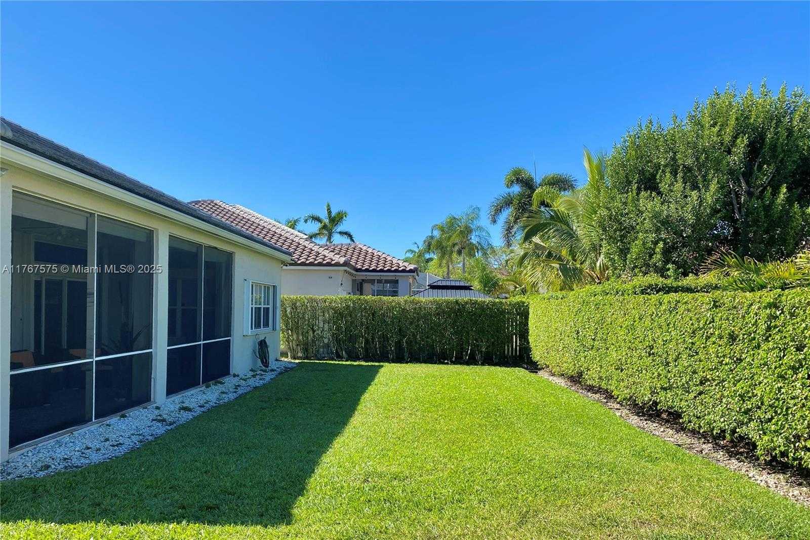 Small Image of 1107 FAIRFIELD MEADOWS DR, Weston Number 24