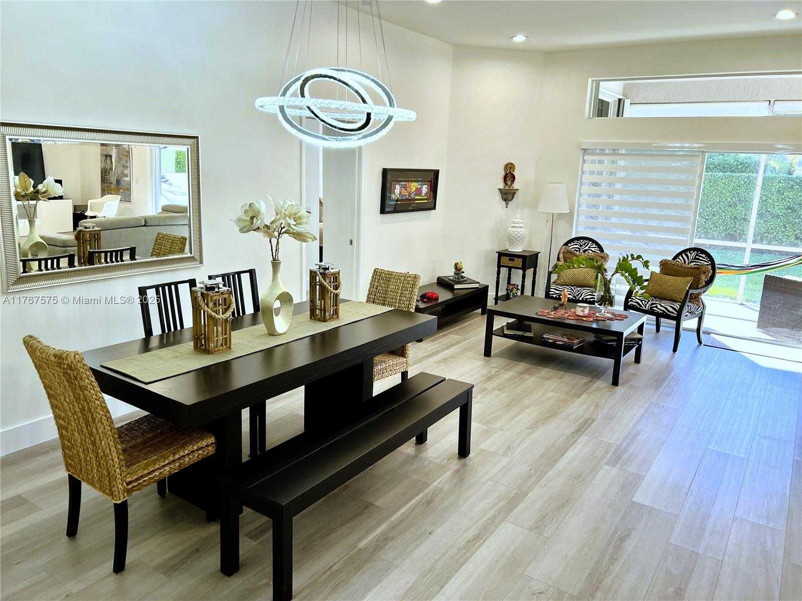 Small Image of 1107 FAIRFIELD MEADOWS DR, Weston Number 3