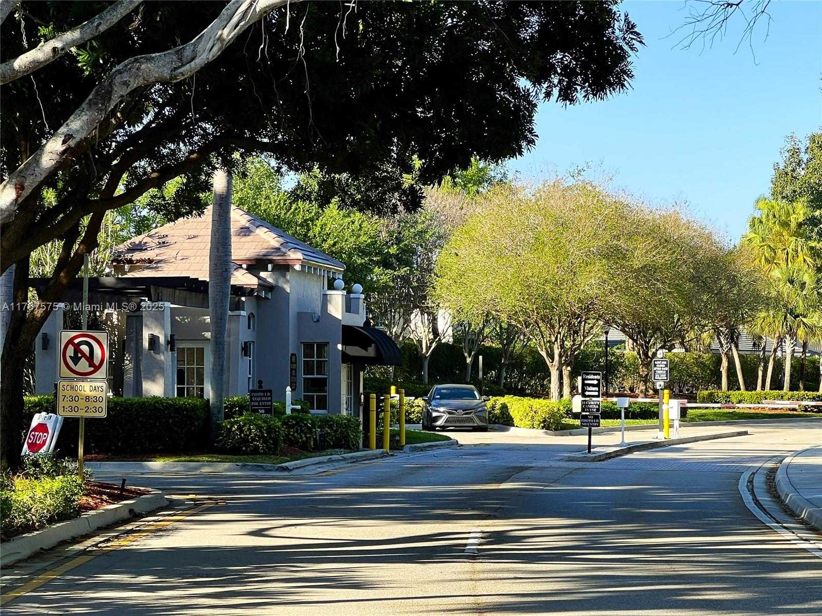 Small Image of 1107 FAIRFIELD MEADOWS DR, Weston Number 30