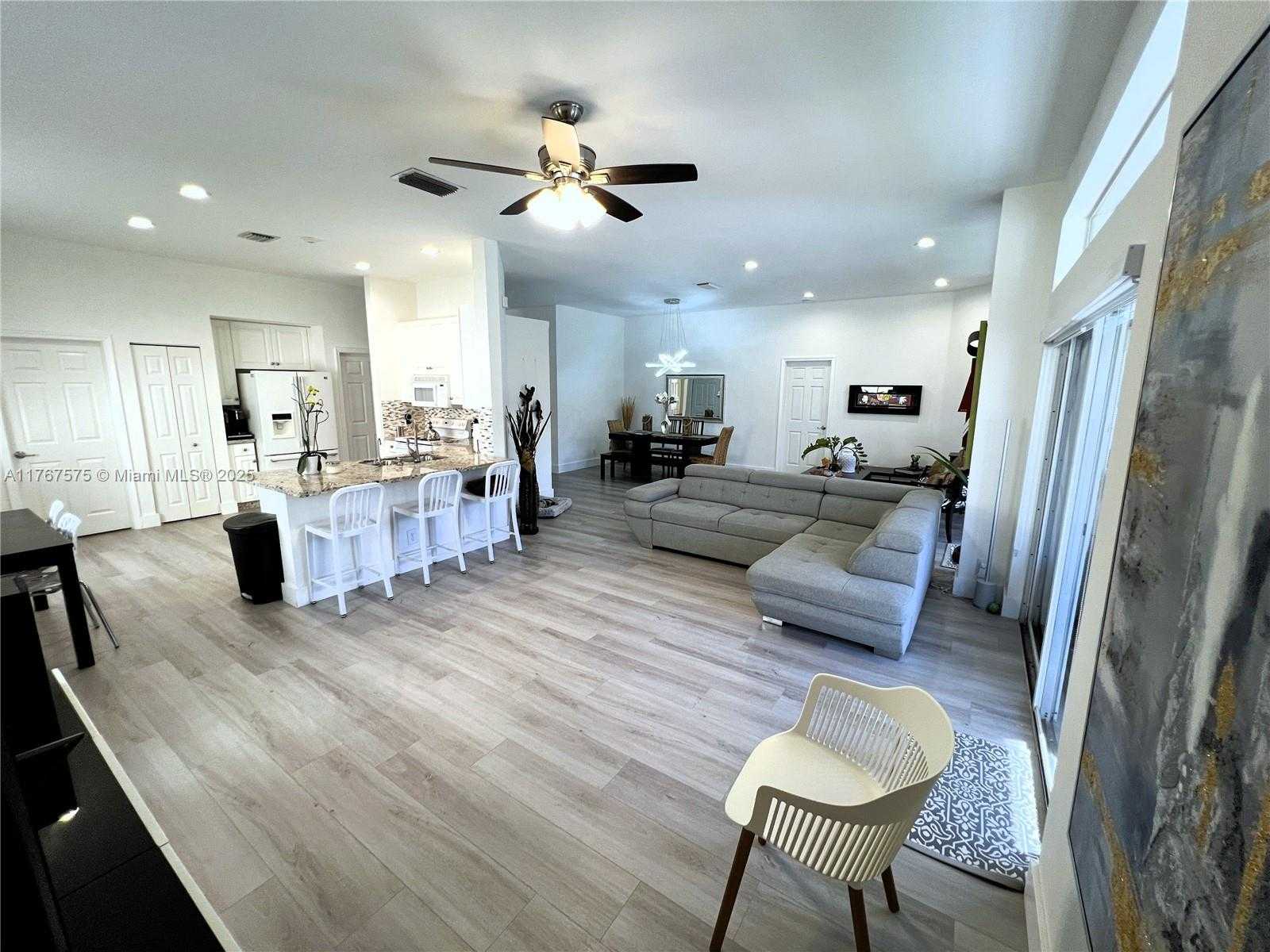 Small Image of 1107 FAIRFIELD MEADOWS DR, Weston Number 7