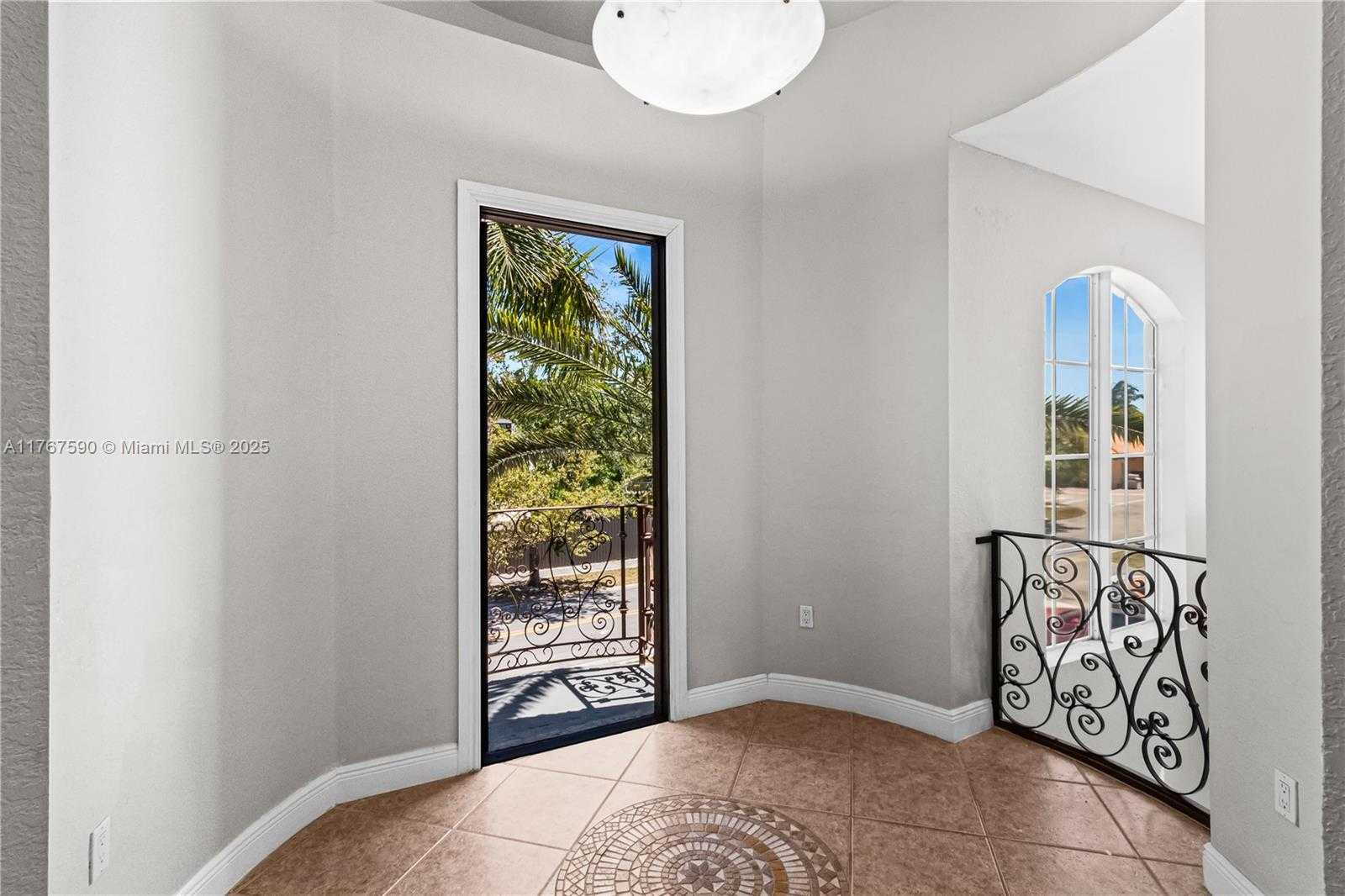 Small Image of 2080 SOUTH WEST 152ND PL, Miami Number 11