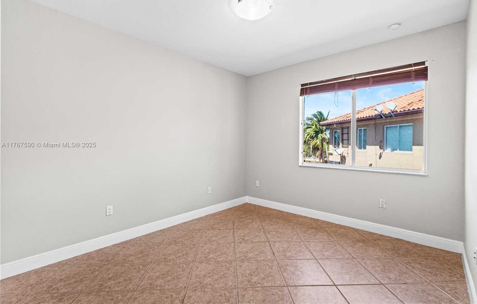 Small Image of 2080 SOUTH WEST 152ND PL, Miami Number 20
