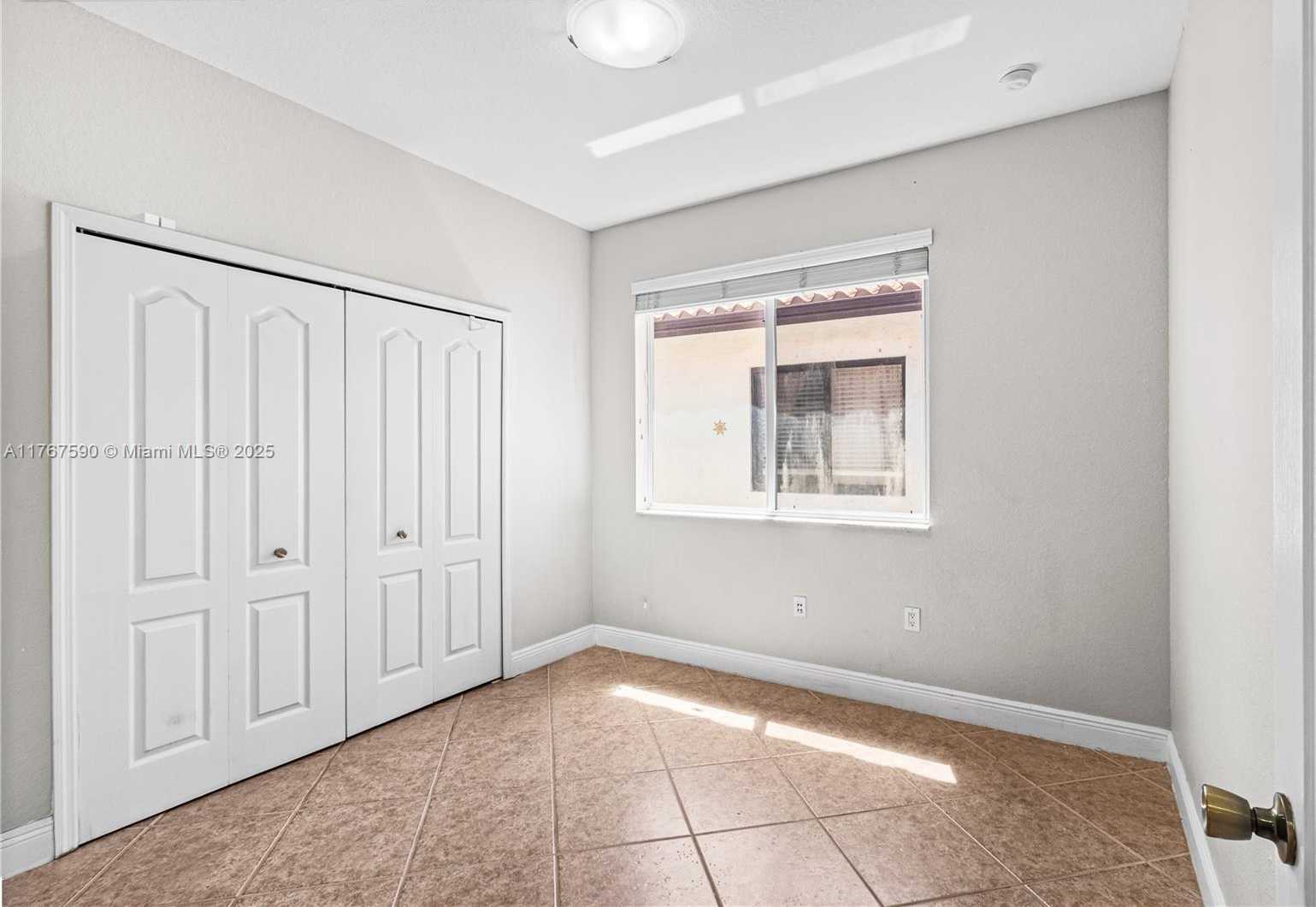 Small Image of 2080 SOUTH WEST 152ND PL, Miami Number 26