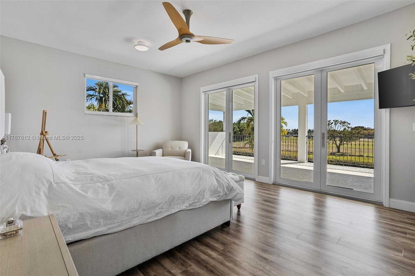 Small Image of 9880 SOUTH WEST 148TH TER, Miami Number 19