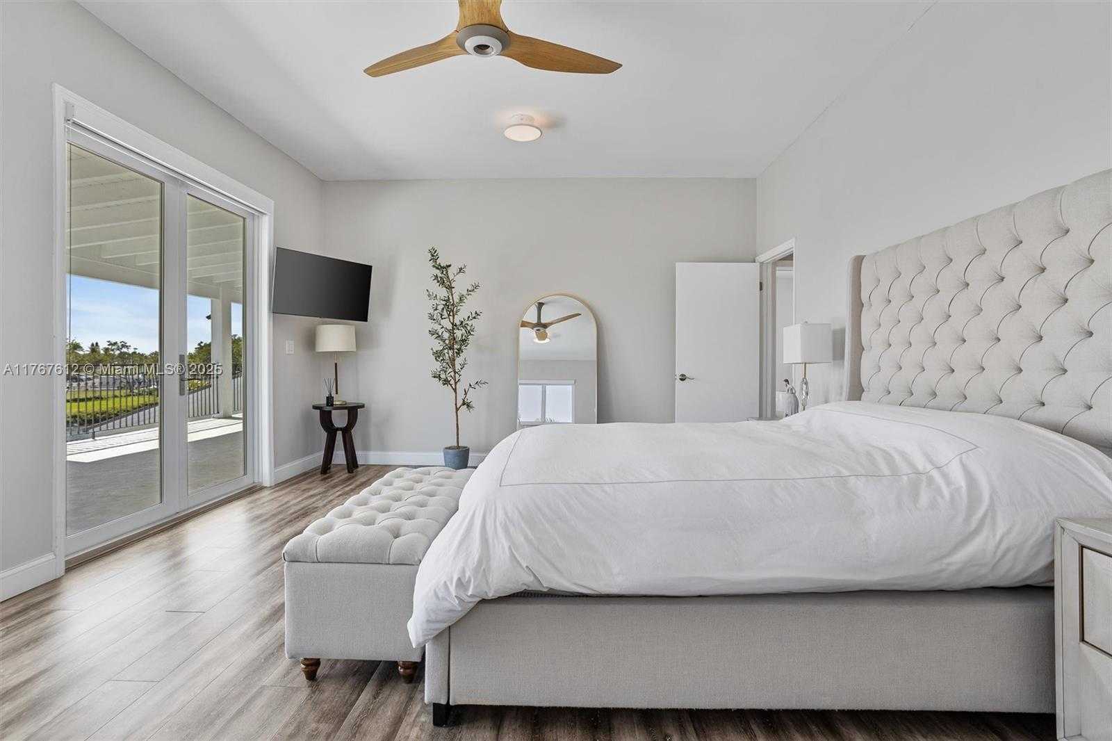 Small Image of 9880 SOUTH WEST 148TH TER, Miami Number 20