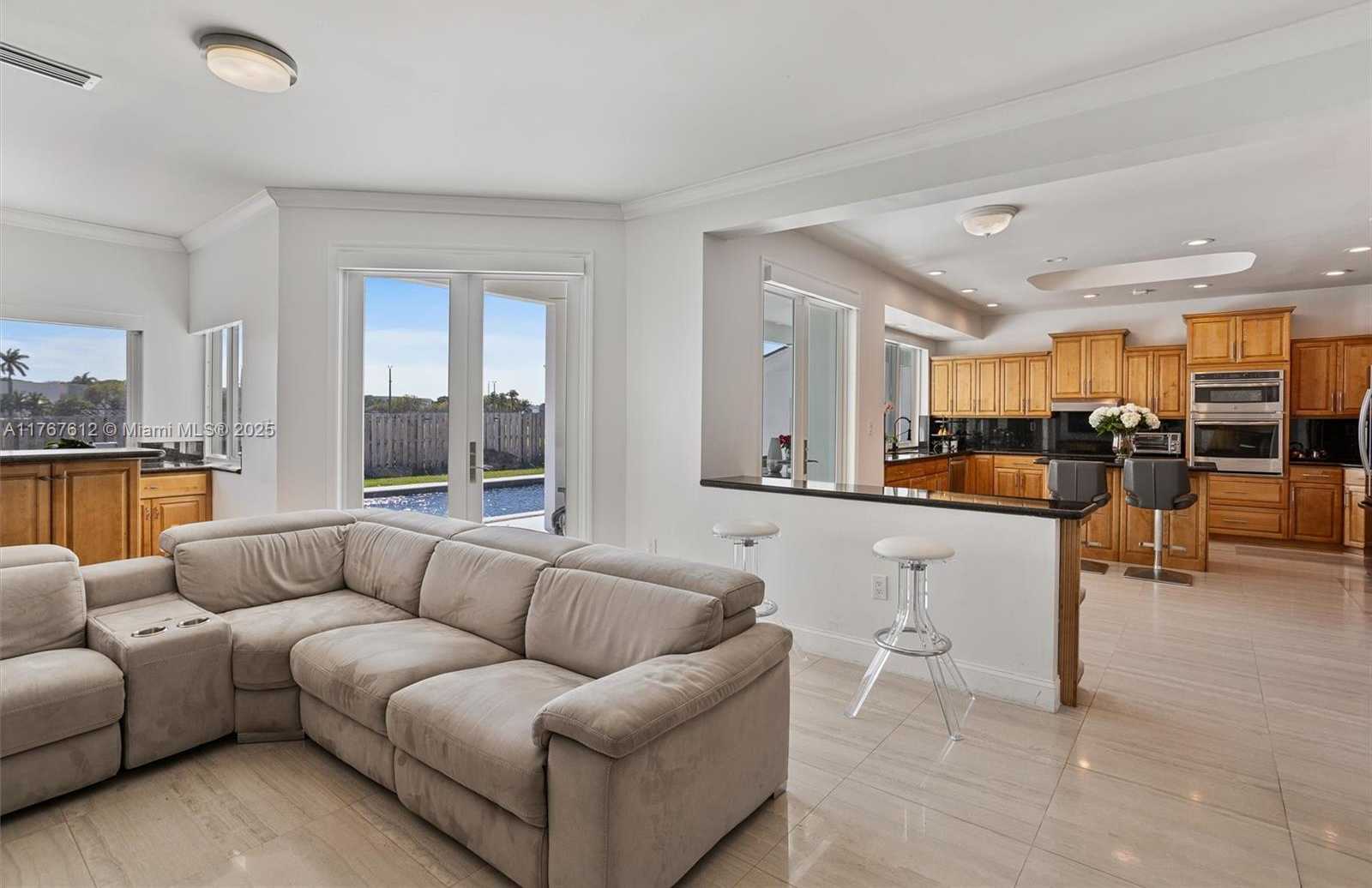 Small Image of 9880 SOUTH WEST 148TH TER, Miami Number 26