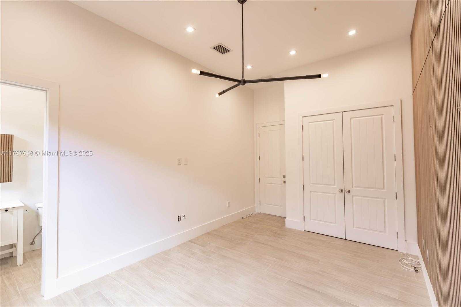 Small Image of 8200 SOUTH WEST 62ND AVE, Miami Number 28