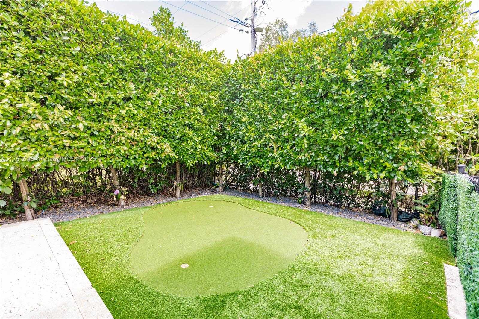 Small Image of 8200 SOUTH WEST 62ND AVE, Miami Number 39