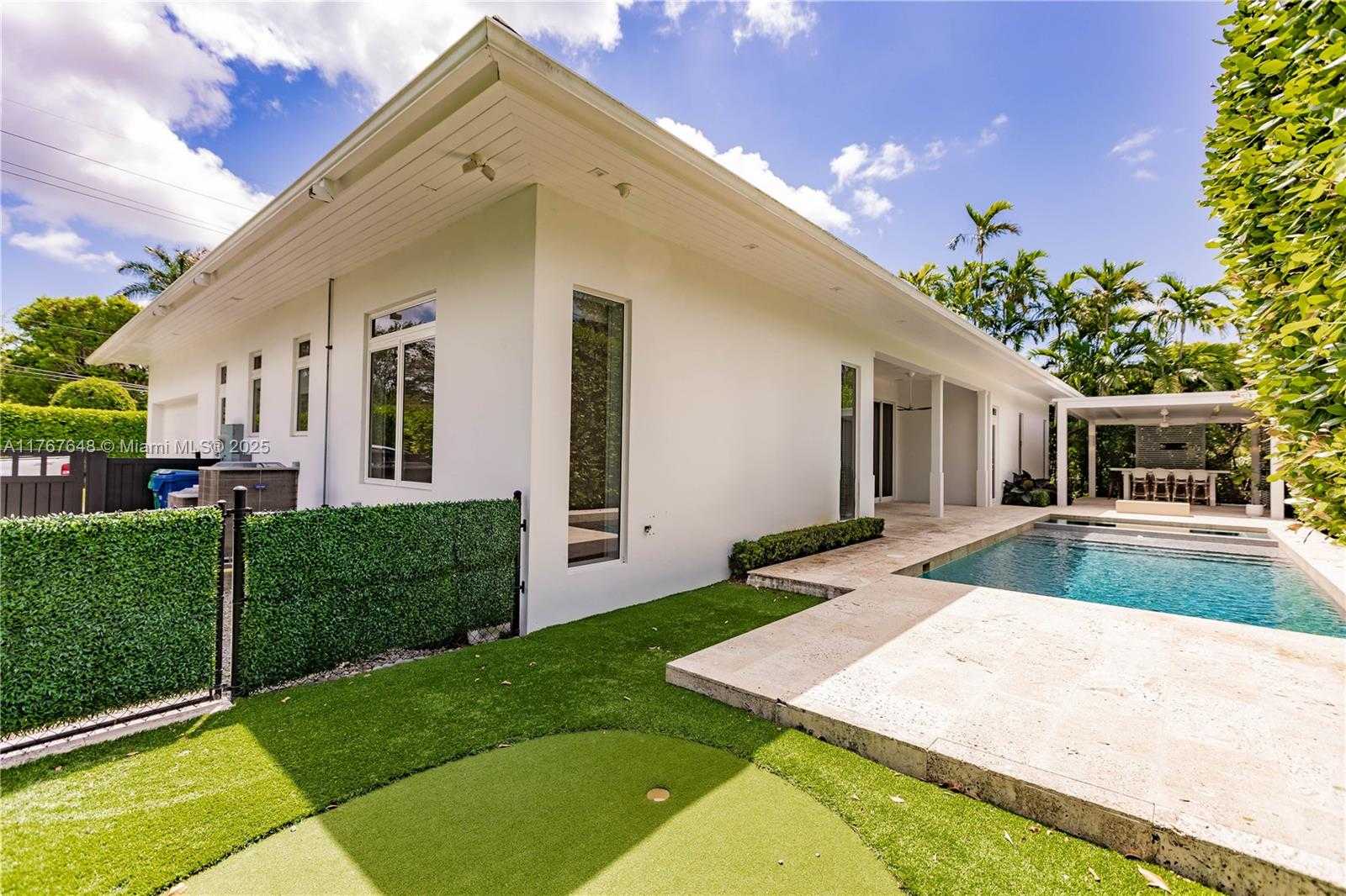 Small Image of 8200 SOUTH WEST 62ND AVE, Miami Number 43