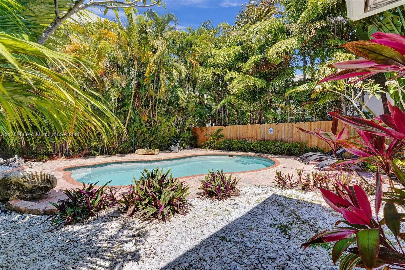 Small Image of 615 NORTH EAST 13TH AVE, Fort Lauderdale Number 3