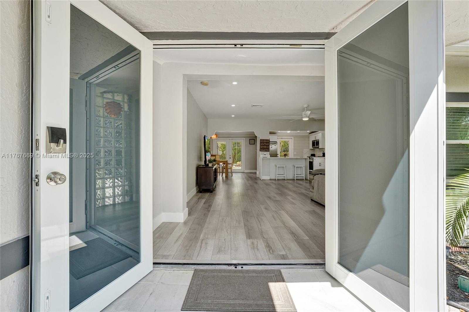 Small Image of 615 NORTH EAST 13TH AVE, Fort Lauderdale Number 5