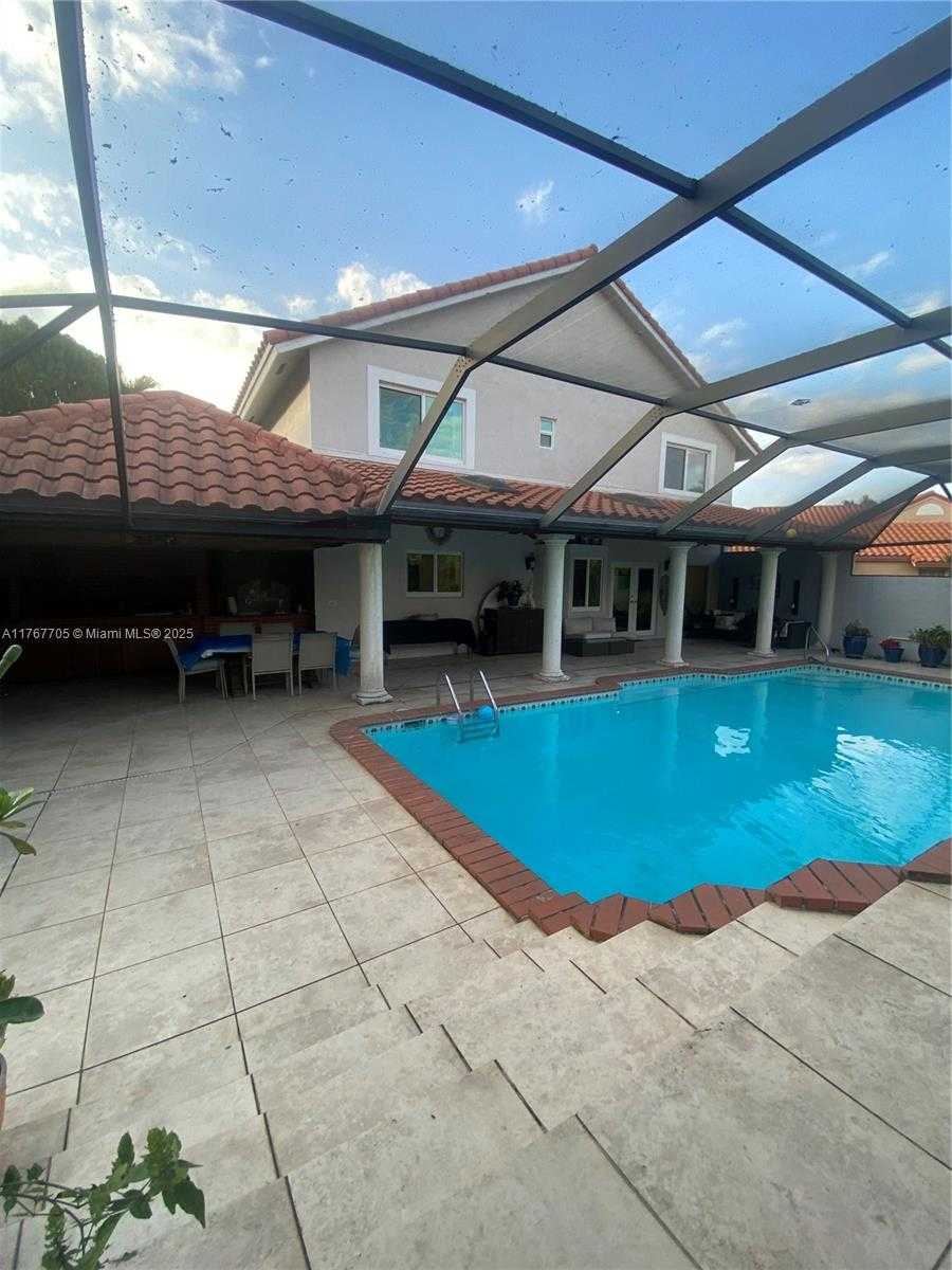 Small Image of 10355 NORTH WEST 45TH LN, Doral Number 10