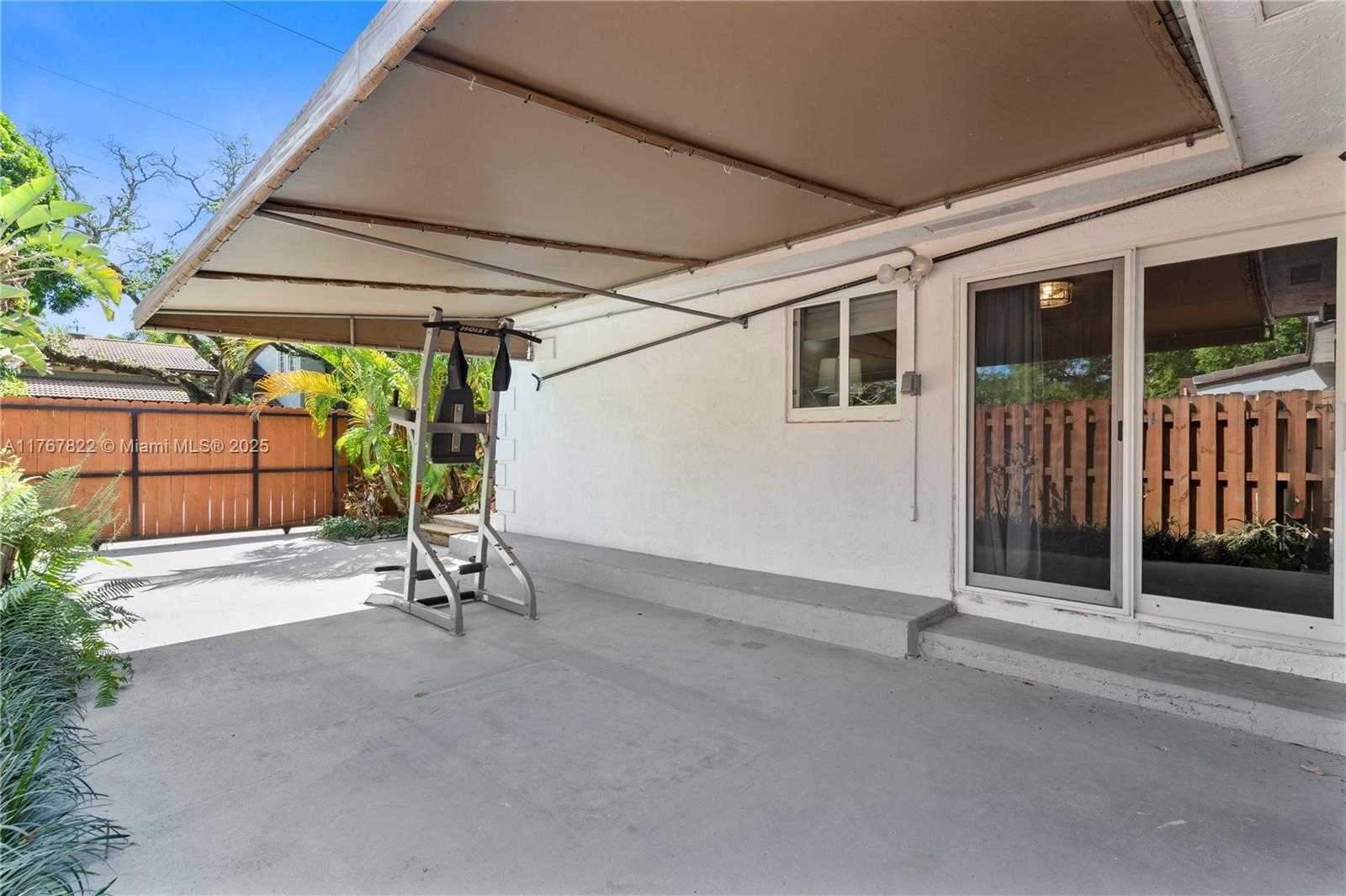 Small Image of 901 SOUTH WEST 9TH ST, Fort Lauderdale Number 16