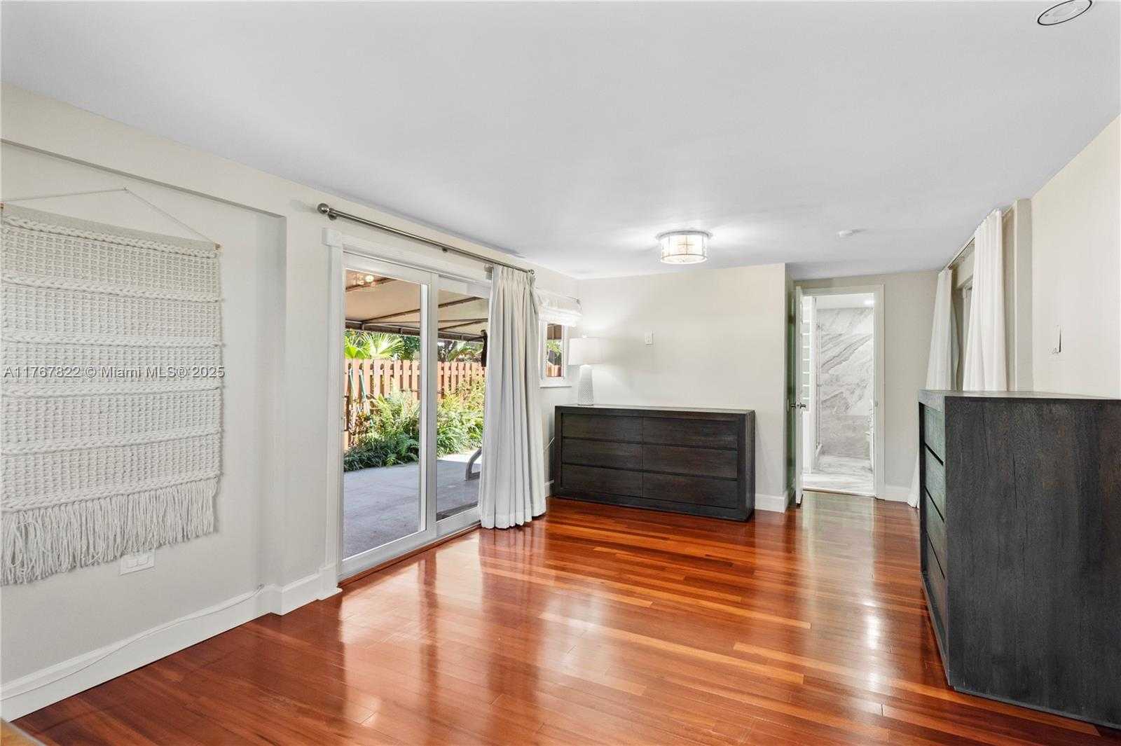 Small Image of 901 SOUTH WEST 9TH ST, Fort Lauderdale Number 22
