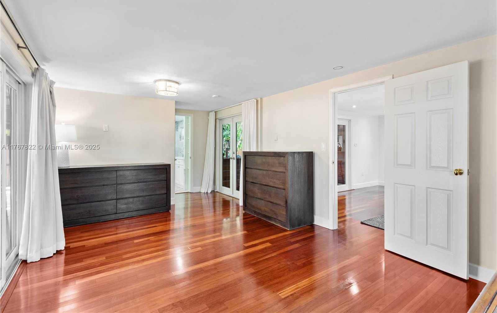 Small Image of 901 SOUTH WEST 9TH ST, Fort Lauderdale Number 23