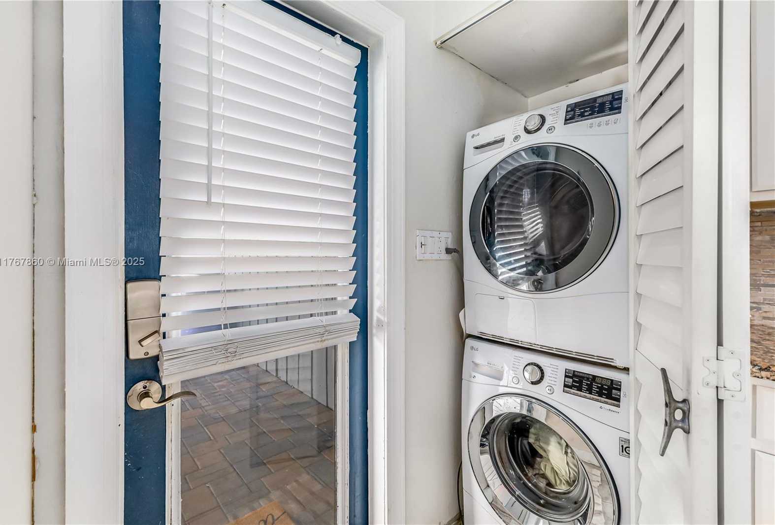 Small Image of 705 NORTH EAST 15TH CT, Fort Lauderdale Number 18