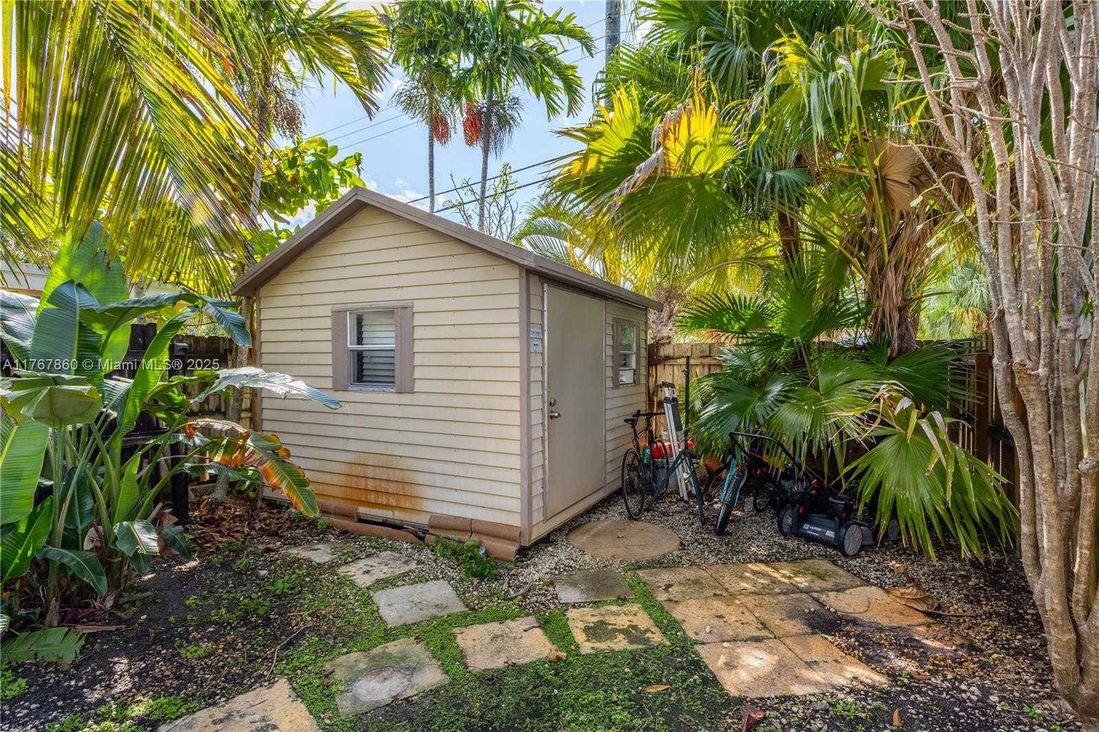 Small Image of 705 NORTH EAST 15TH CT, Fort Lauderdale Number 27
