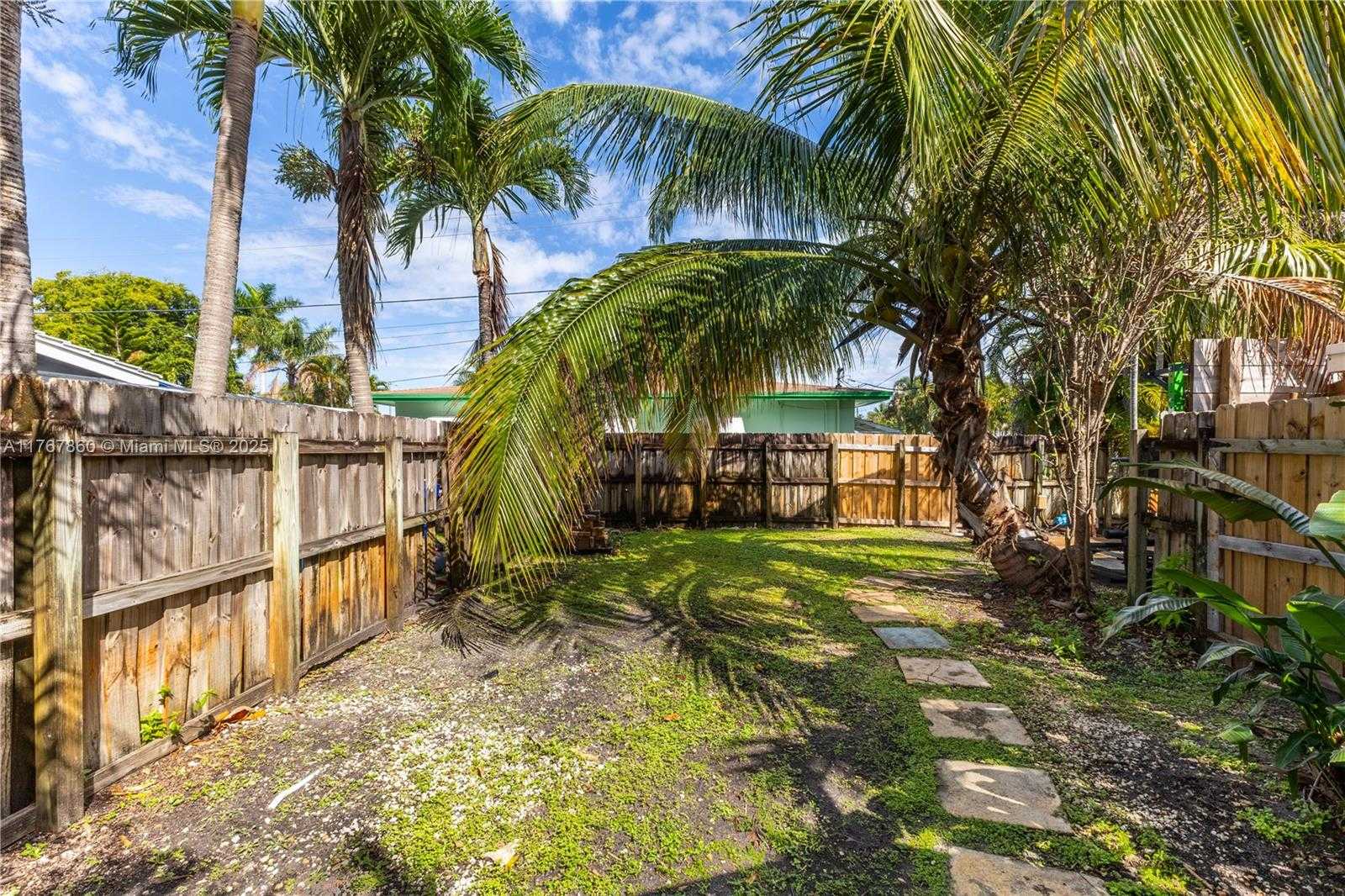 Small Image of 705 NORTH EAST 15TH CT, Fort Lauderdale Number 29