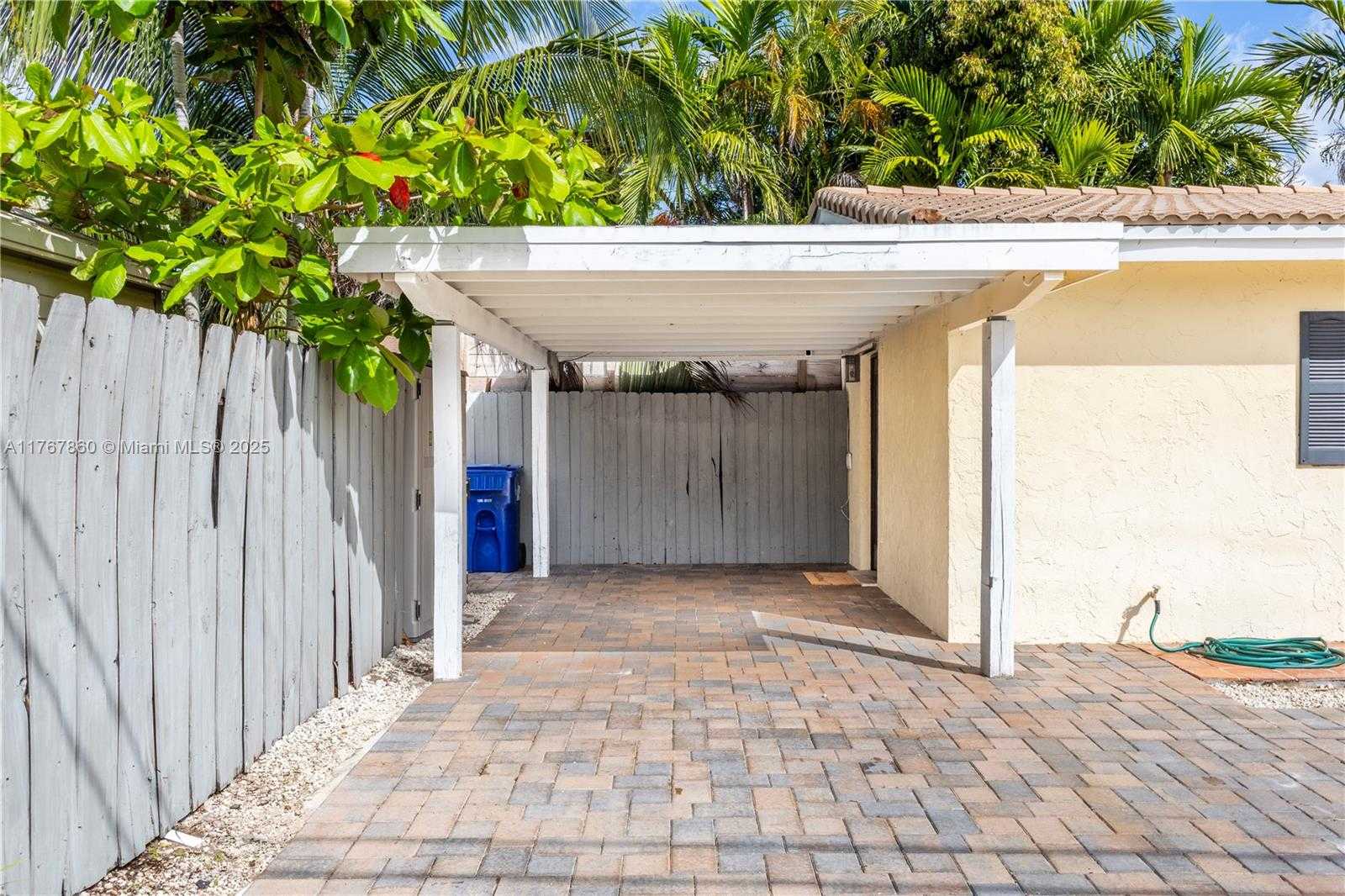 Small Image of 705 NORTH EAST 15TH CT, Fort Lauderdale Number 7